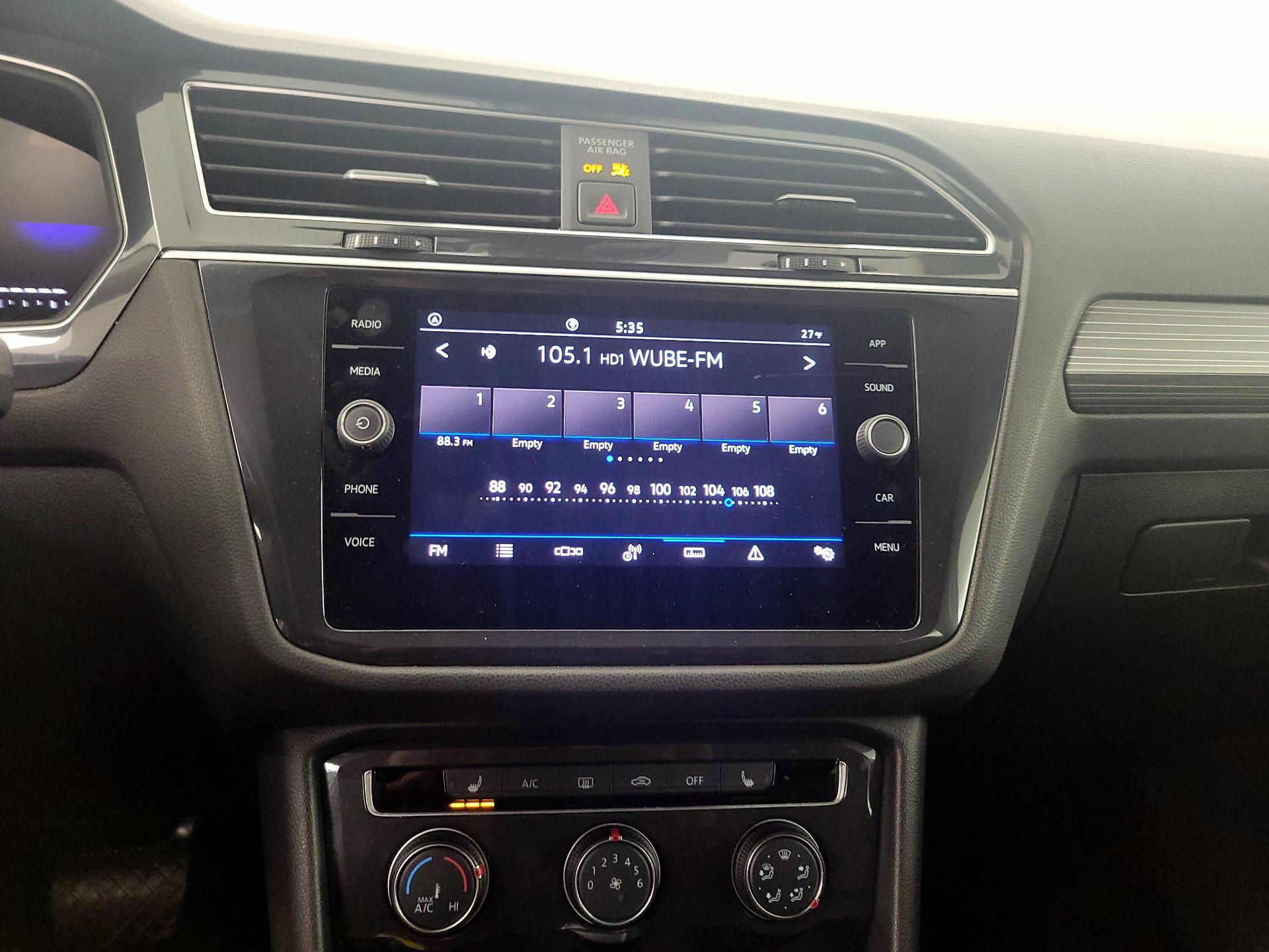 Thumbnail: 2024 Volkswagen Tiguan - 16