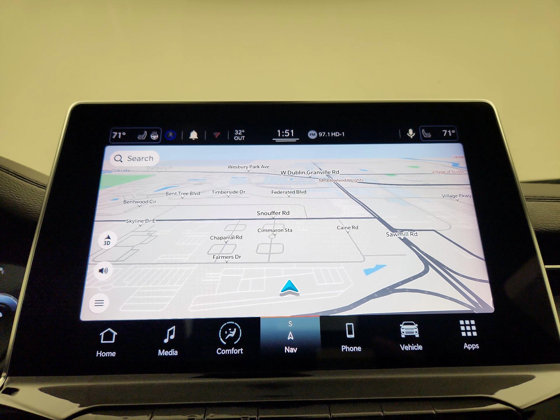 Thumbnail: 2022 Jeep Compass - 14