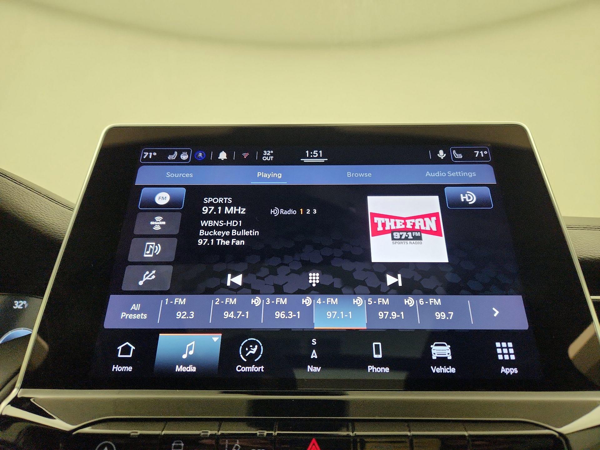 Thumbnail: 2022 Jeep Compass - 16