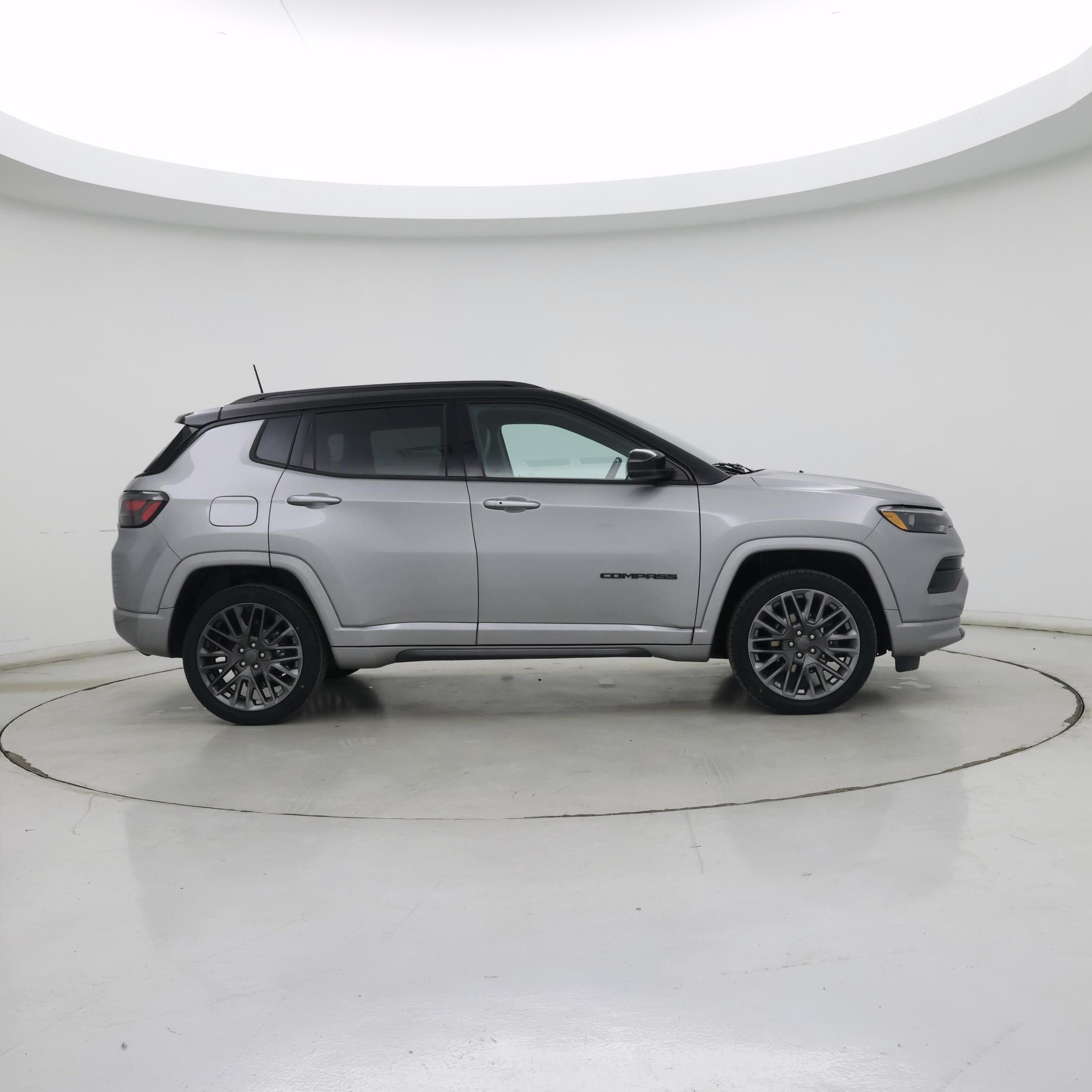 Thumbnail: 2022 Jeep Compass - 7