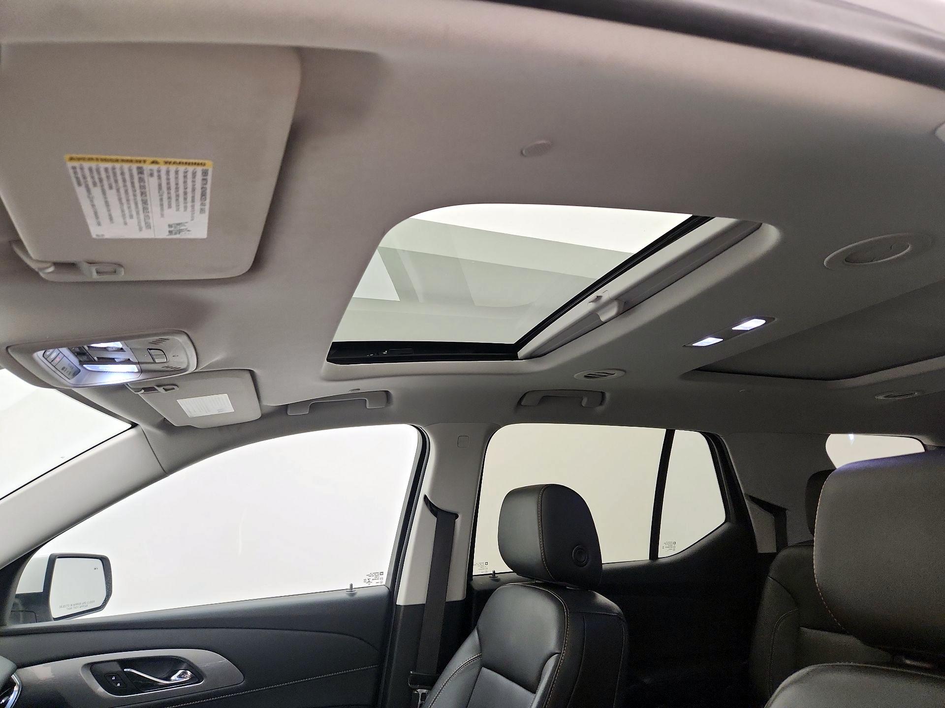 Thumbnail: 2021 Chevrolet Traverse - 20