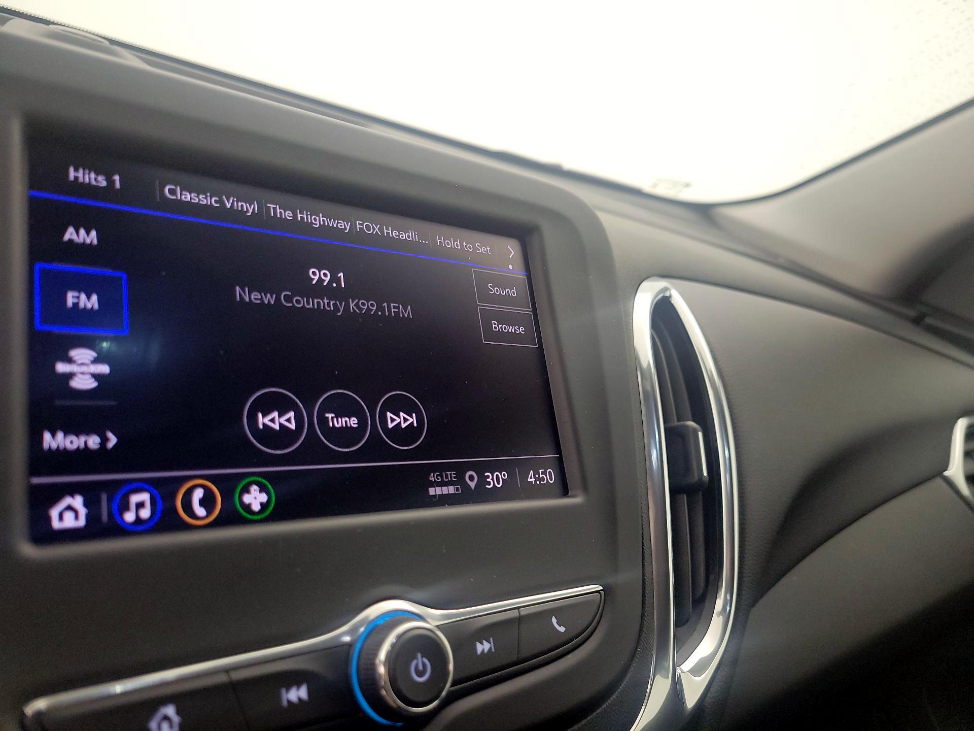 Thumbnail: 2022 Chevrolet Equinox - 15