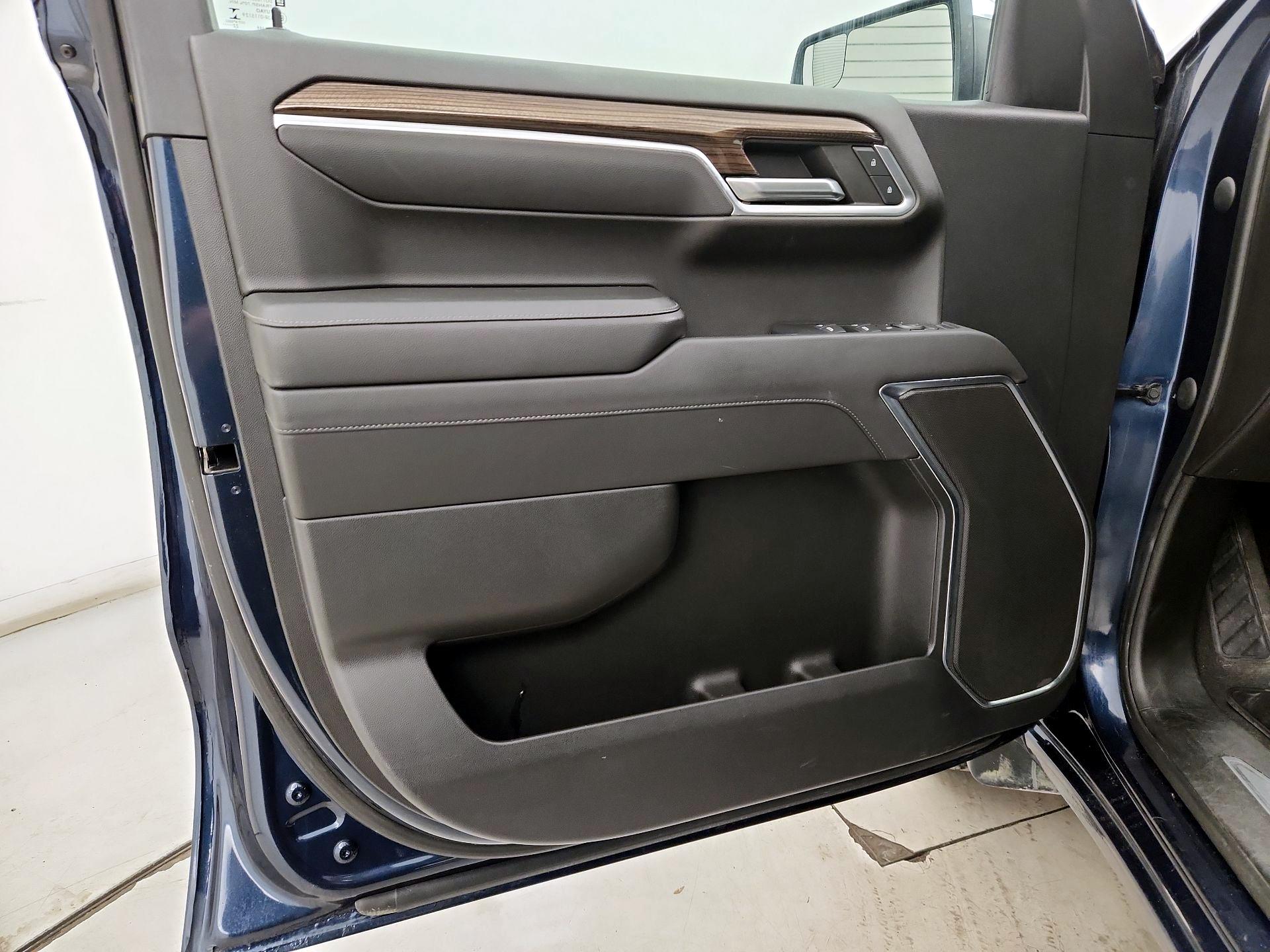 Thumbnail: 2022 Chevrolet Silverado 1500 - 12