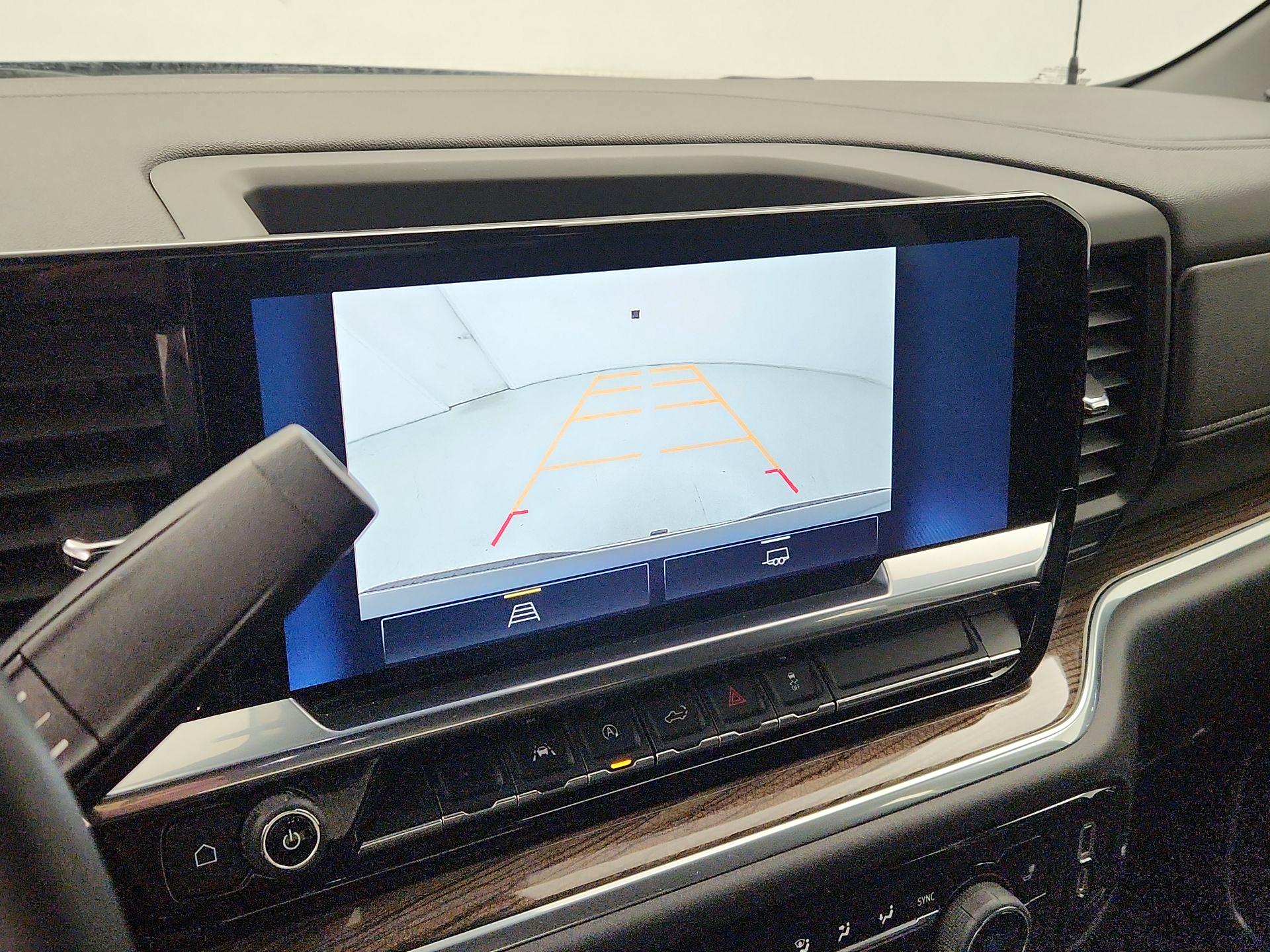 Thumbnail: 2022 Chevrolet Silverado 1500 - 14