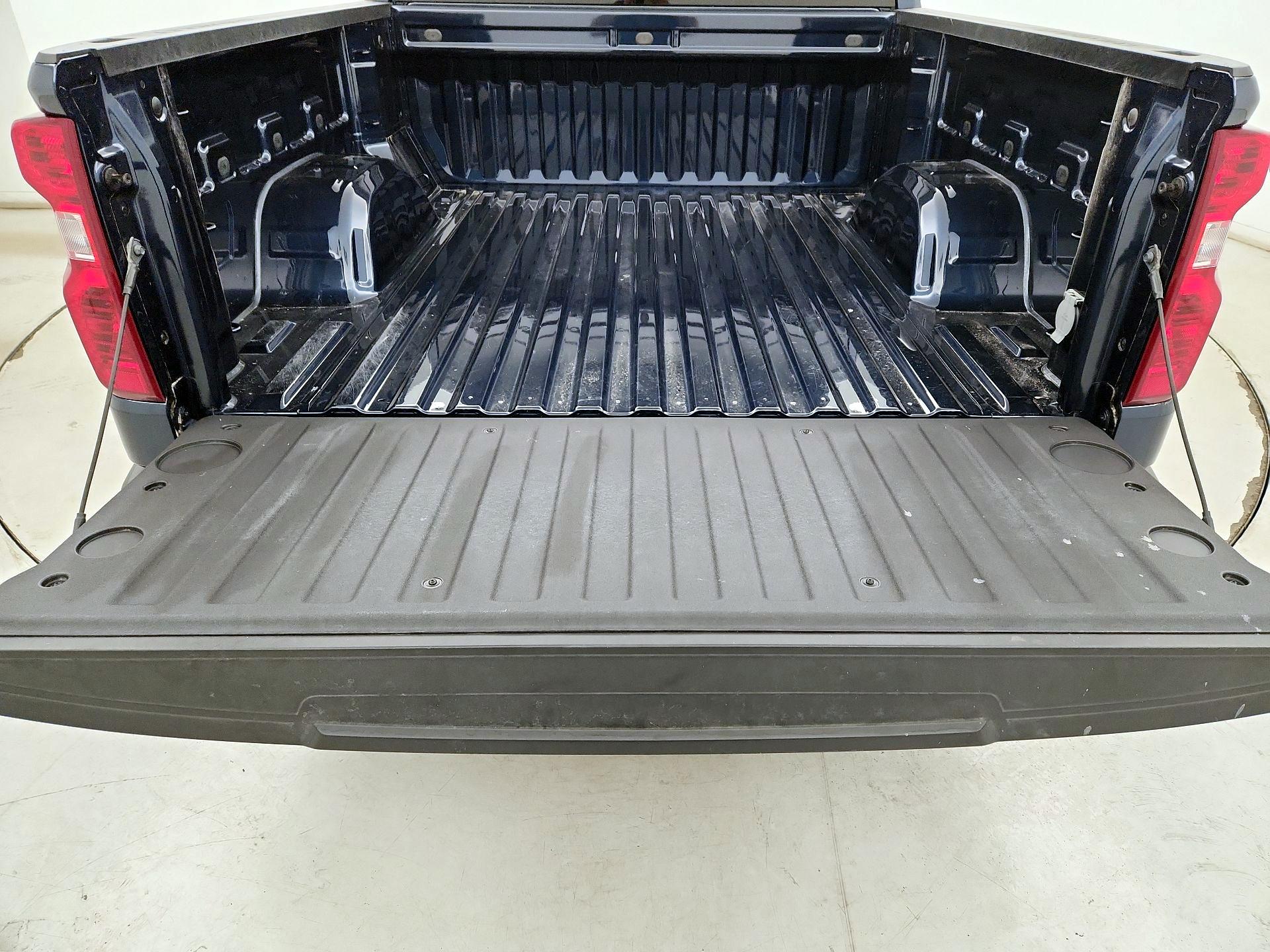 Thumbnail: 2022 Chevrolet Silverado 1500 - 20