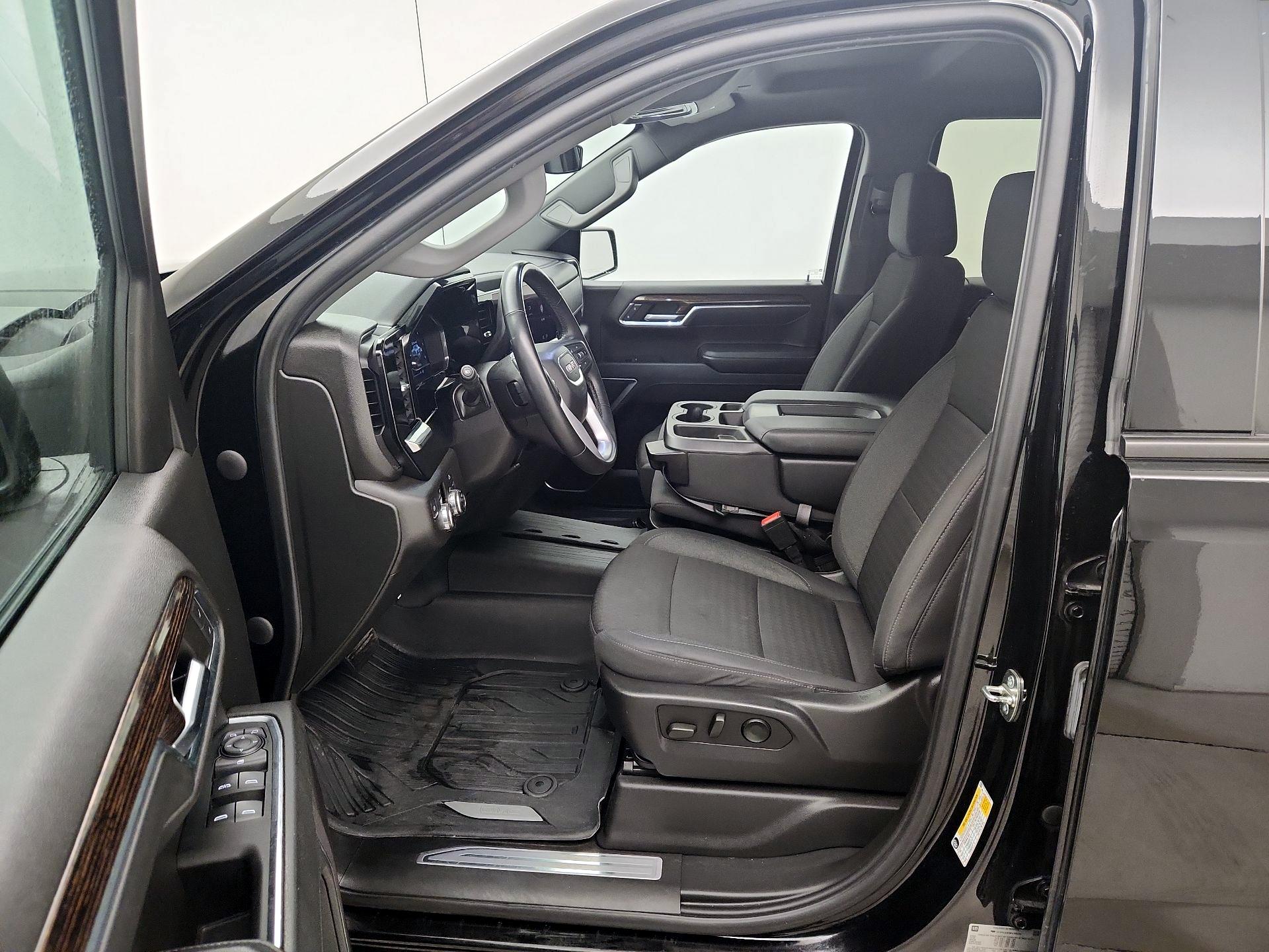 Thumbnail: 2023 GMC Sierra 1500 - 11