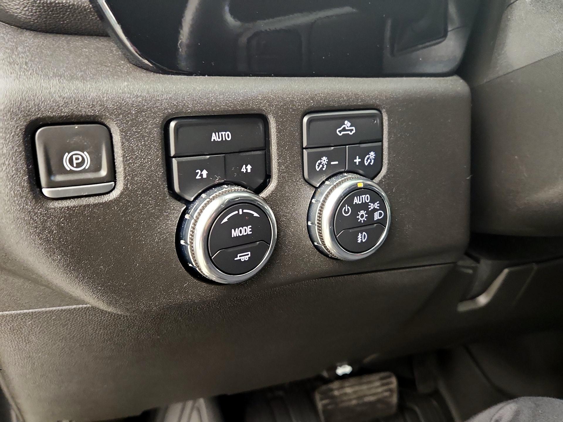 Thumbnail: 2023 GMC Sierra 1500 - 13