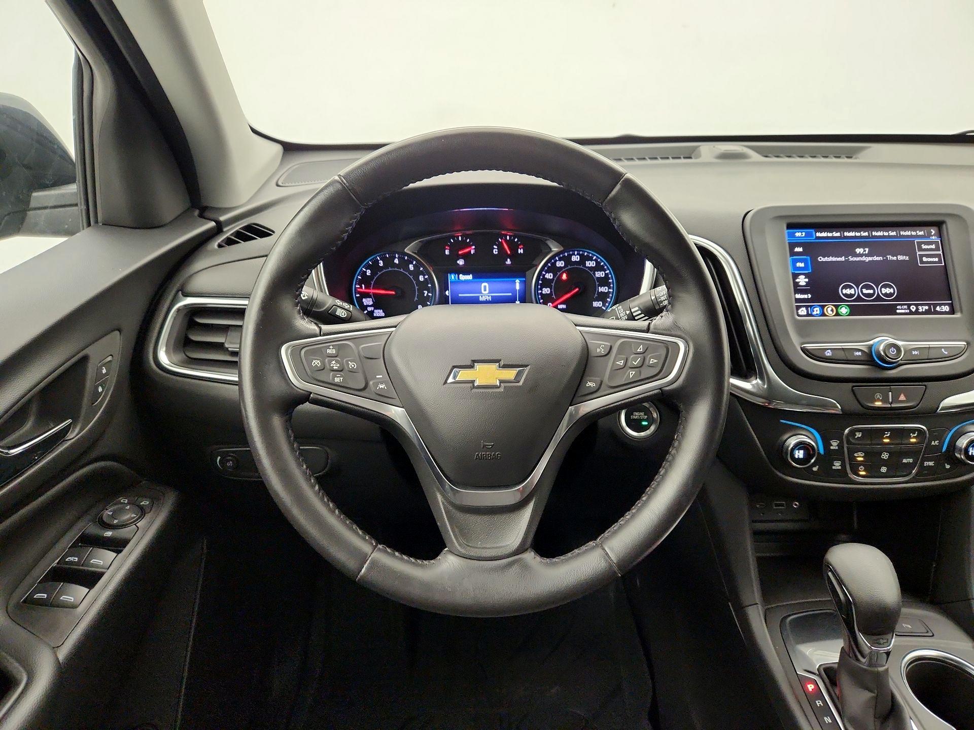 Thumbnail: 2022 Chevrolet Equinox - 10