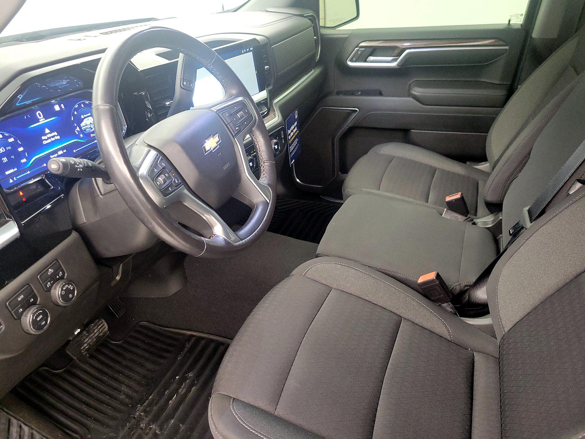 Thumbnail: 2022 Chevrolet Silverado 1500 - 11