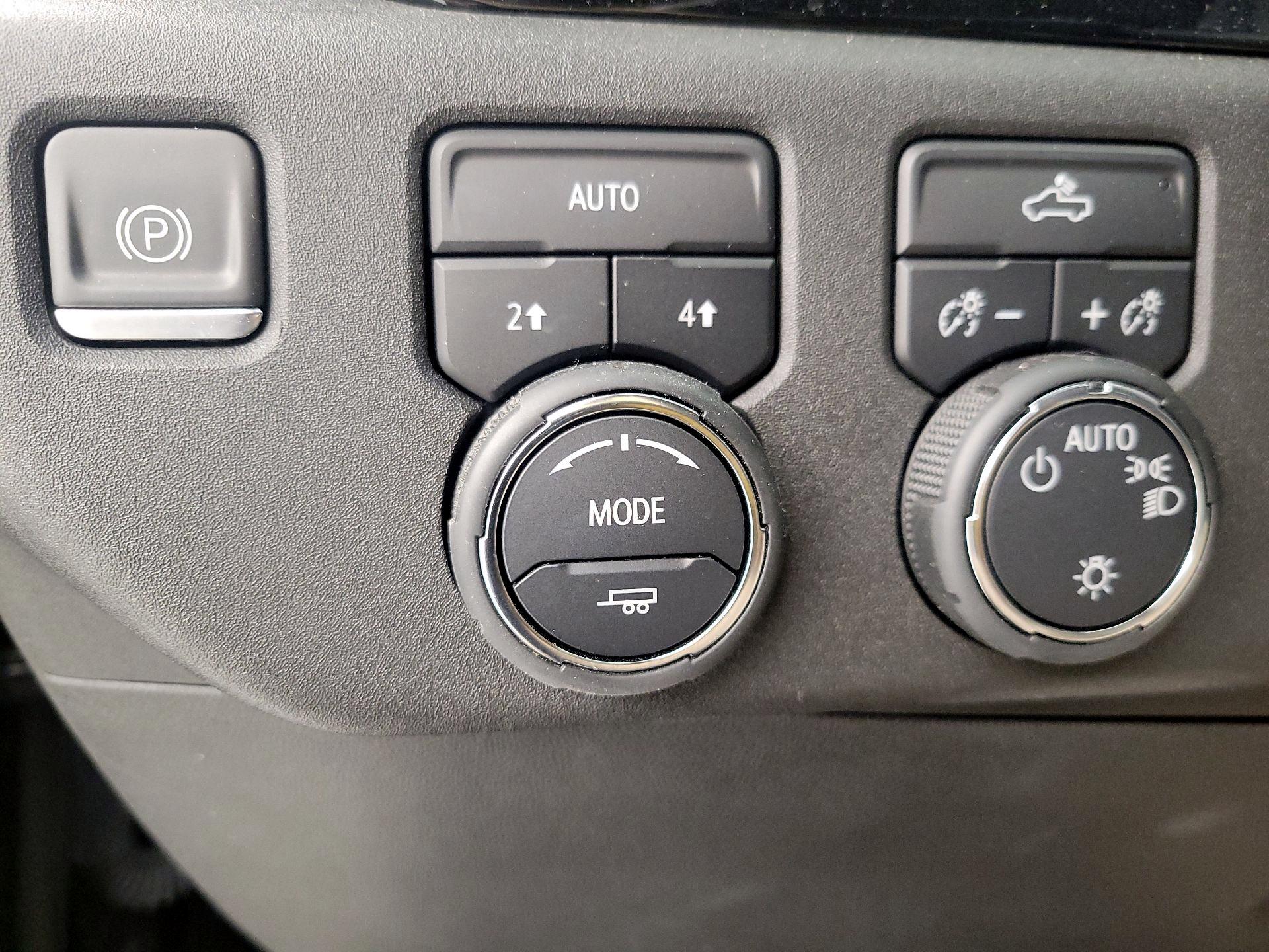 Thumbnail: 2022 Chevrolet Silverado 1500 - 13