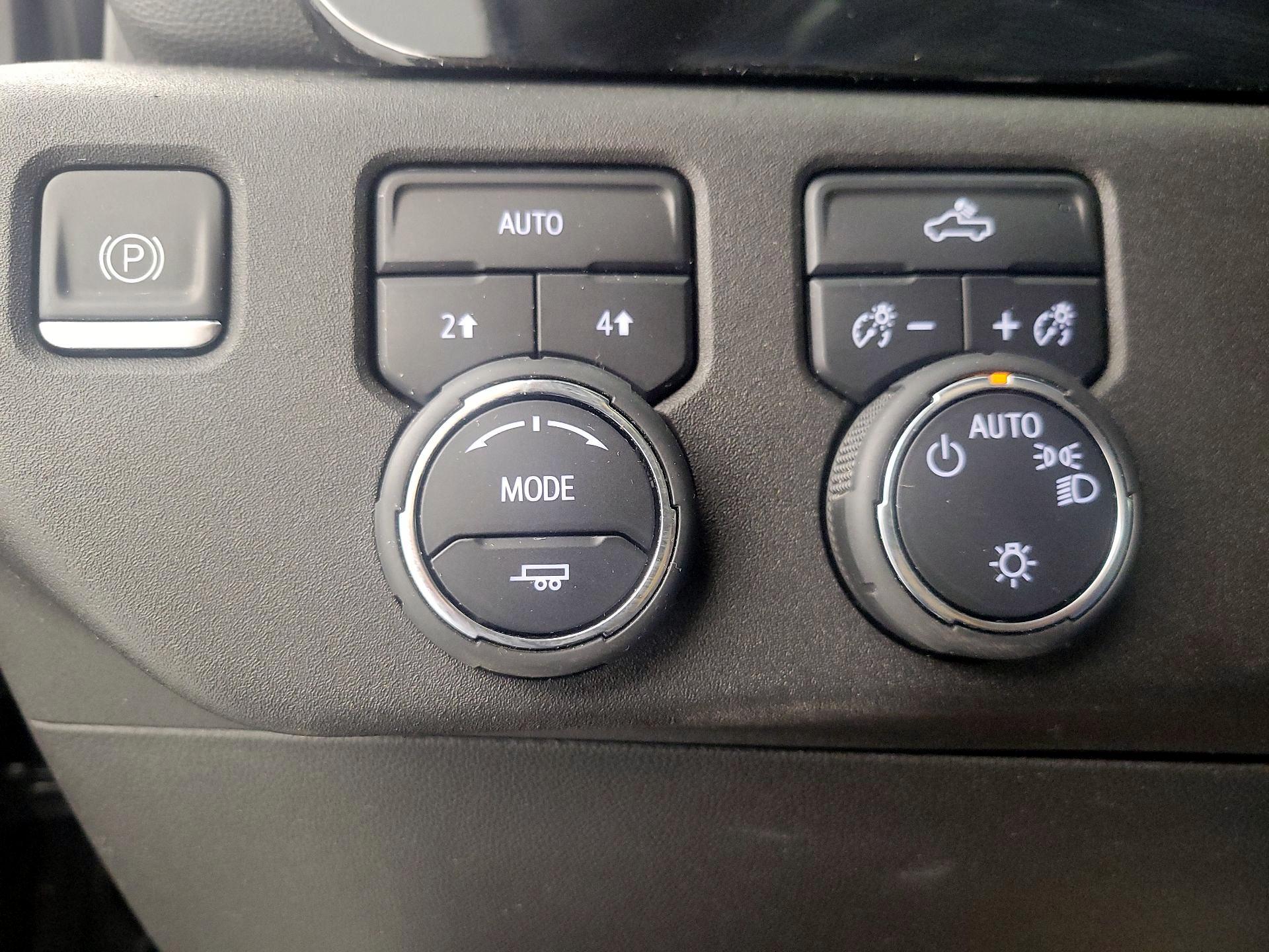 Thumbnail: 2022 Chevrolet Silverado 1500 - 13