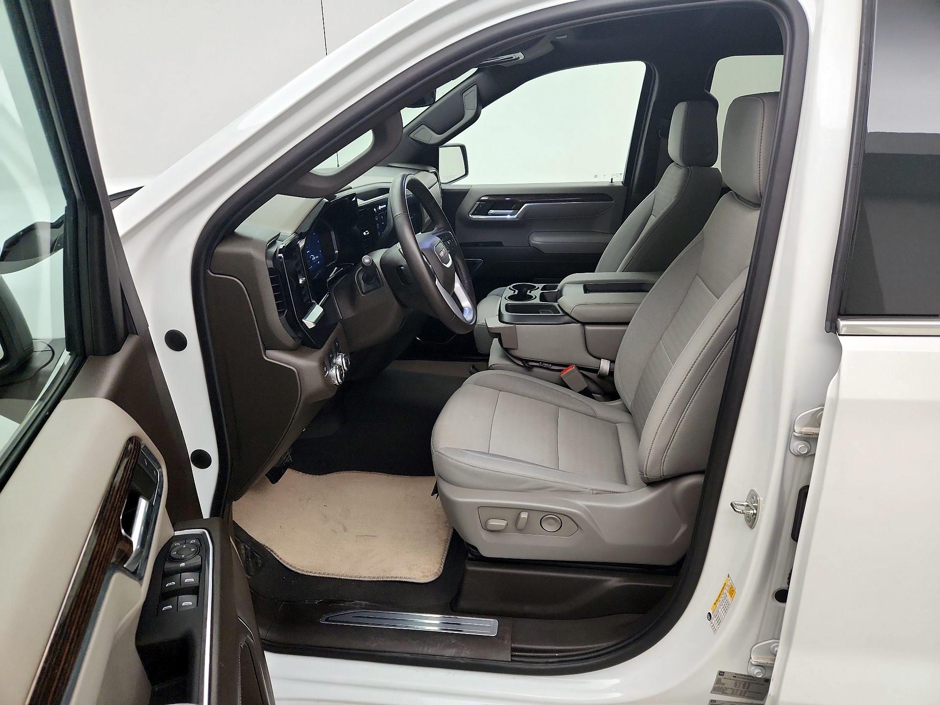 Thumbnail: 2023 GMC Sierra 1500 - 11