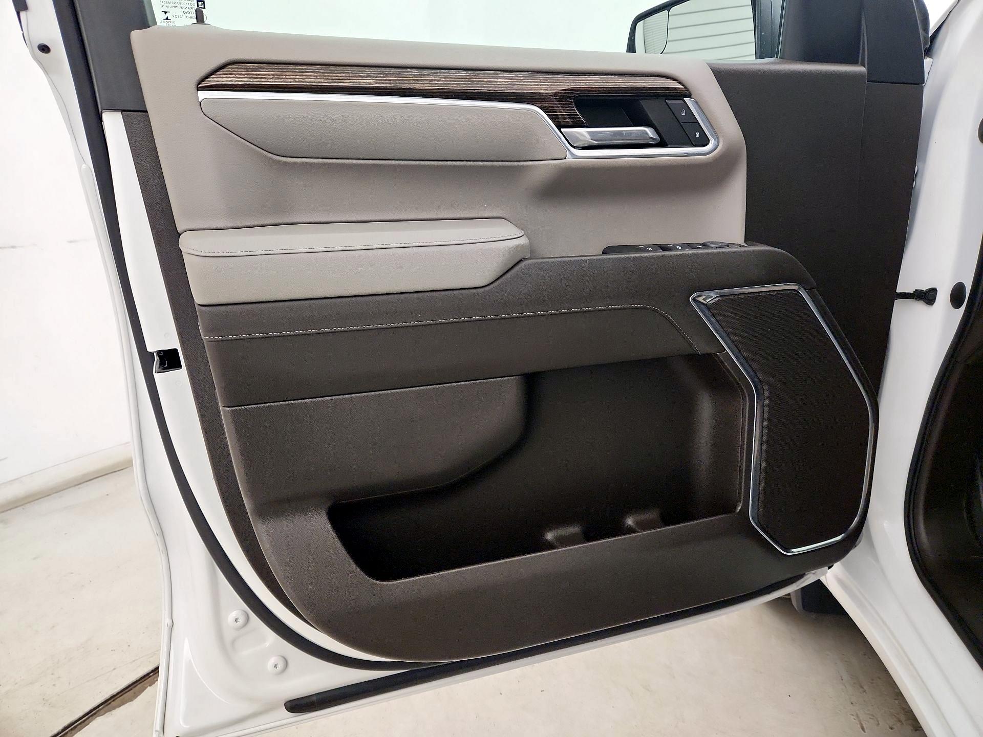 Thumbnail: 2023 GMC Sierra 1500 - 12