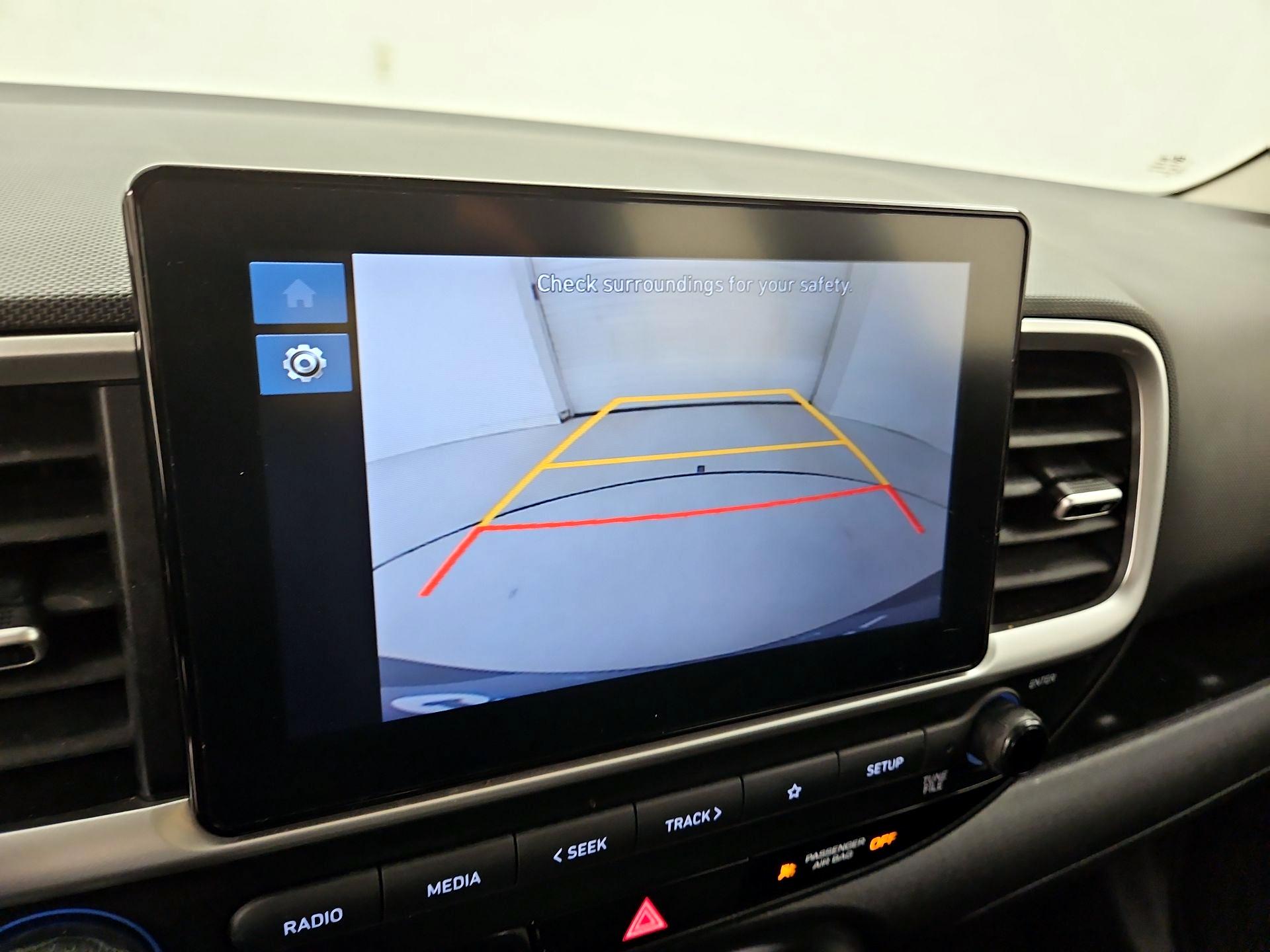 Thumbnail: 2023 Hyundai Venue - 14