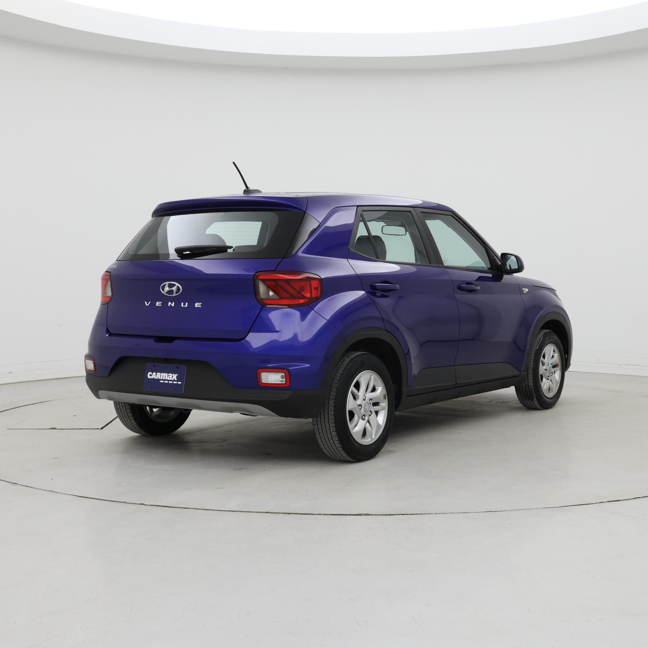 Thumbnail: 2023 Hyundai Venue - 8