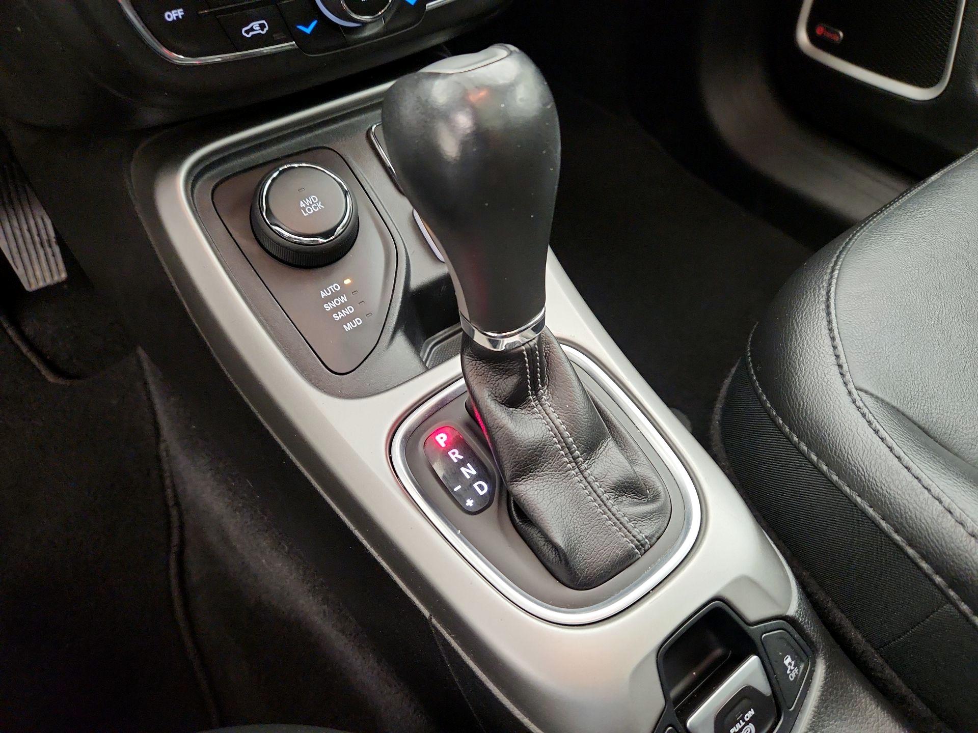 Thumbnail: 2019 Jeep Compass - 18