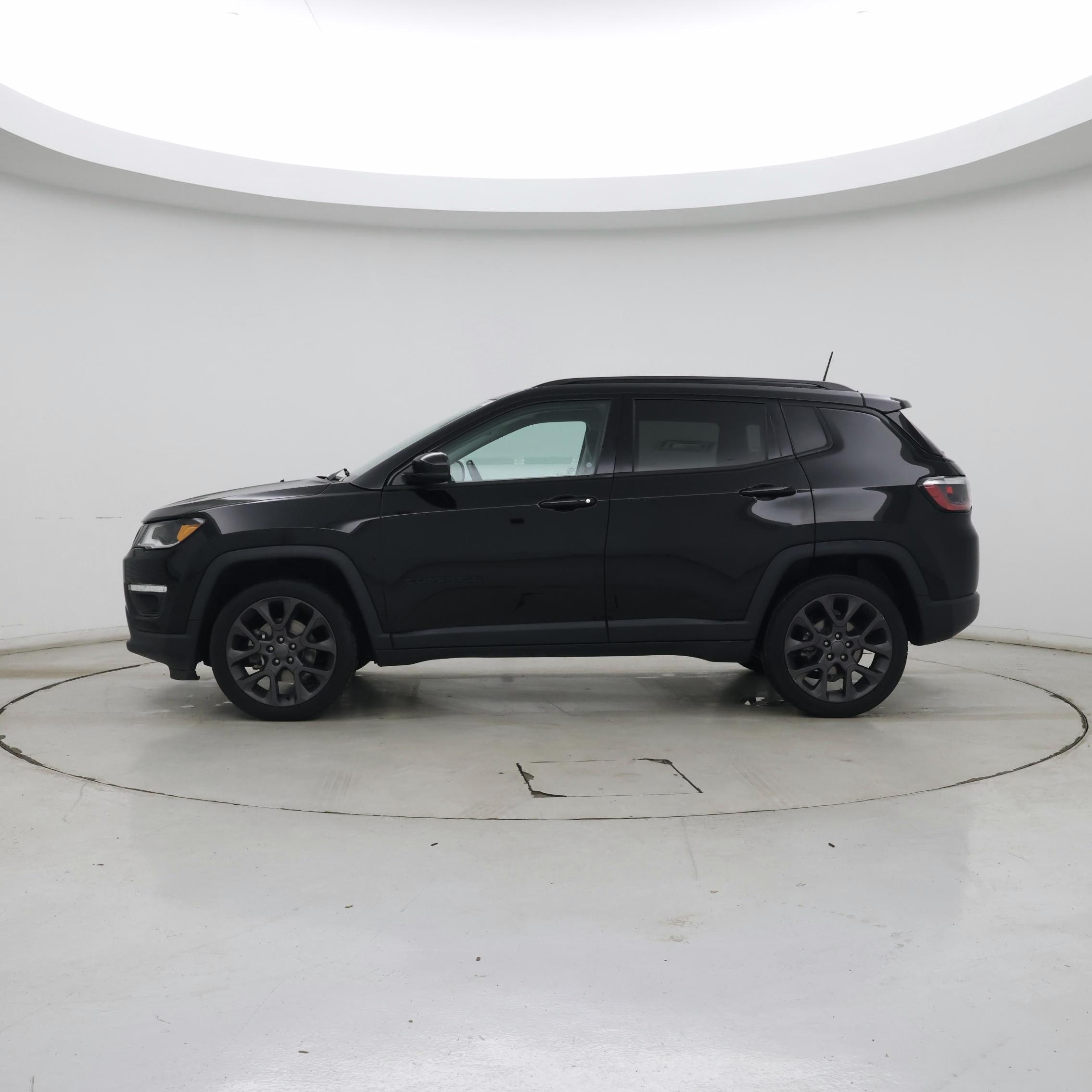 Thumbnail: 2019 Jeep Compass - 3