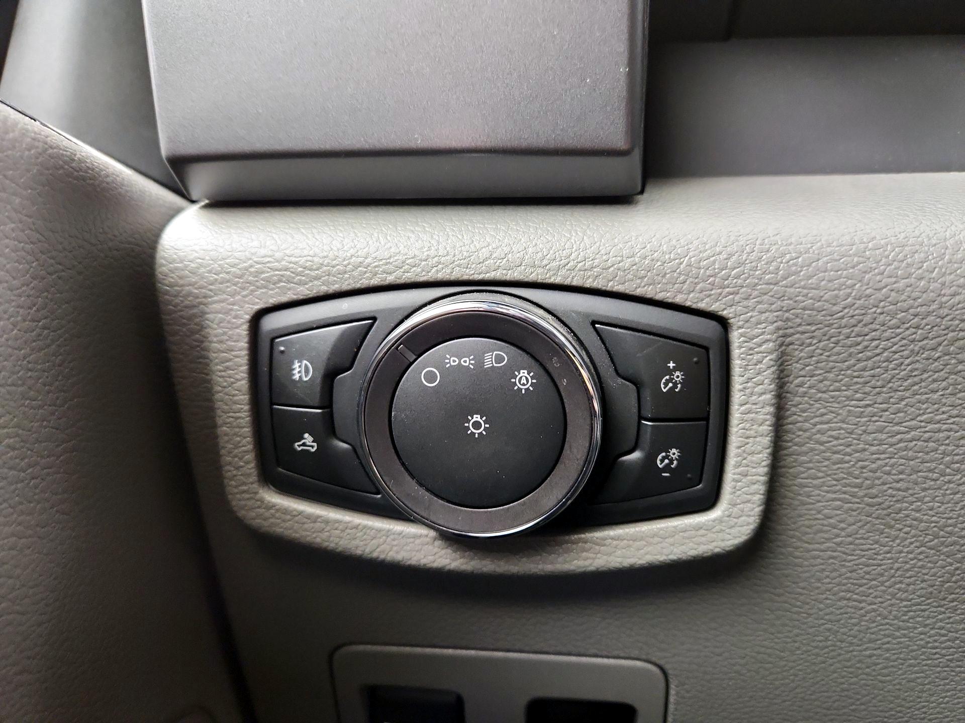 Thumbnail: 2019 Ford F-150 - 13