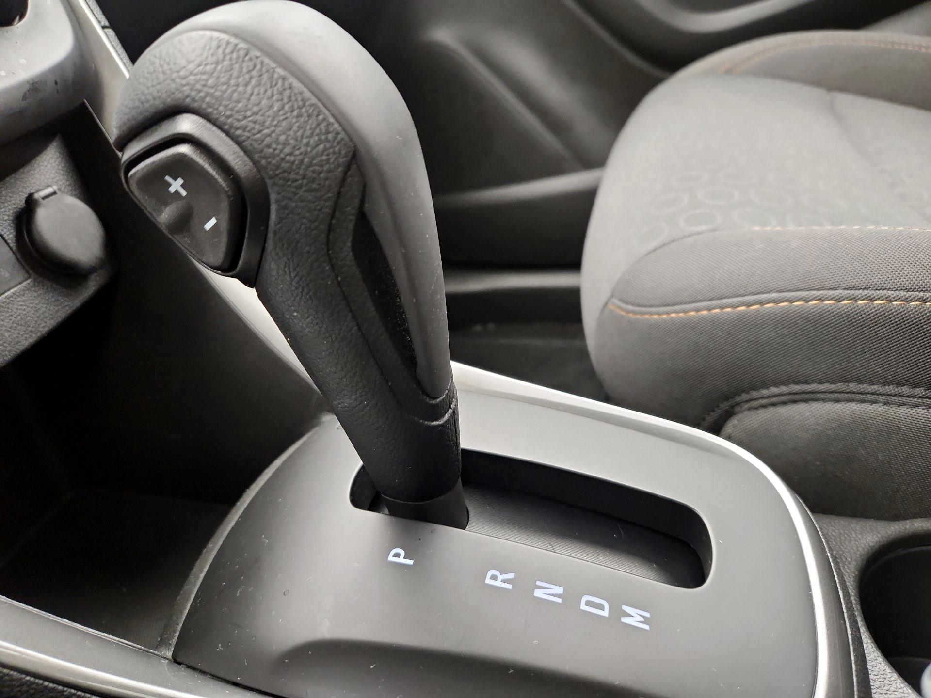 Thumbnail: 2018 Chevrolet Trax - 17