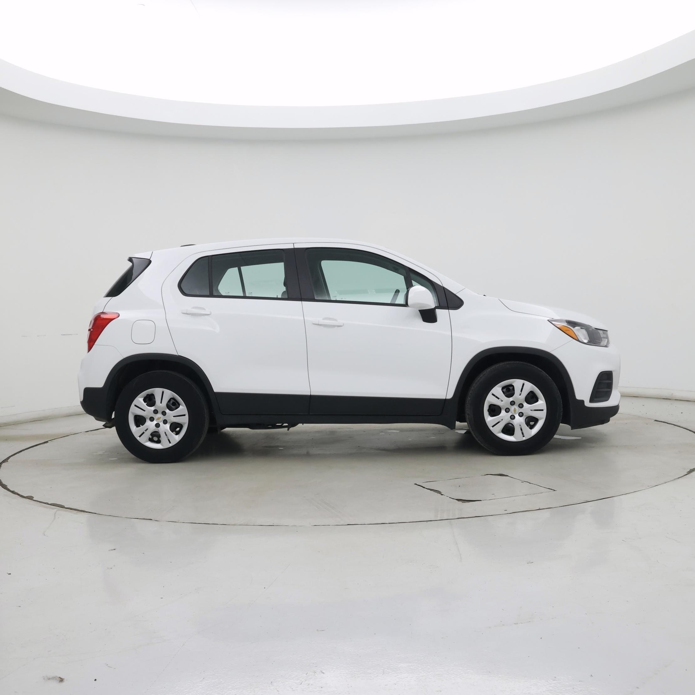 Thumbnail: 2018 Chevrolet Trax - 7