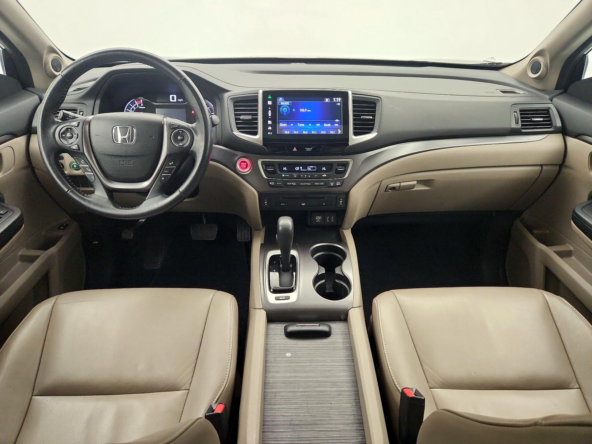 Thumbnail: 2016 Honda Pilot - 9