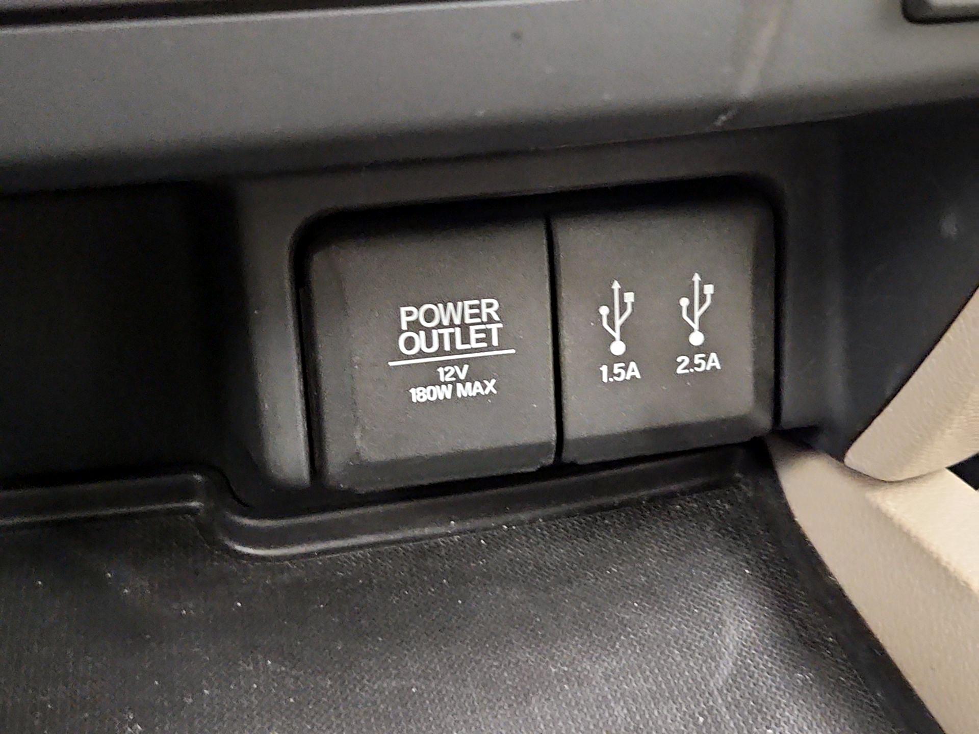 Thumbnail: 2016 Honda Pilot - 18