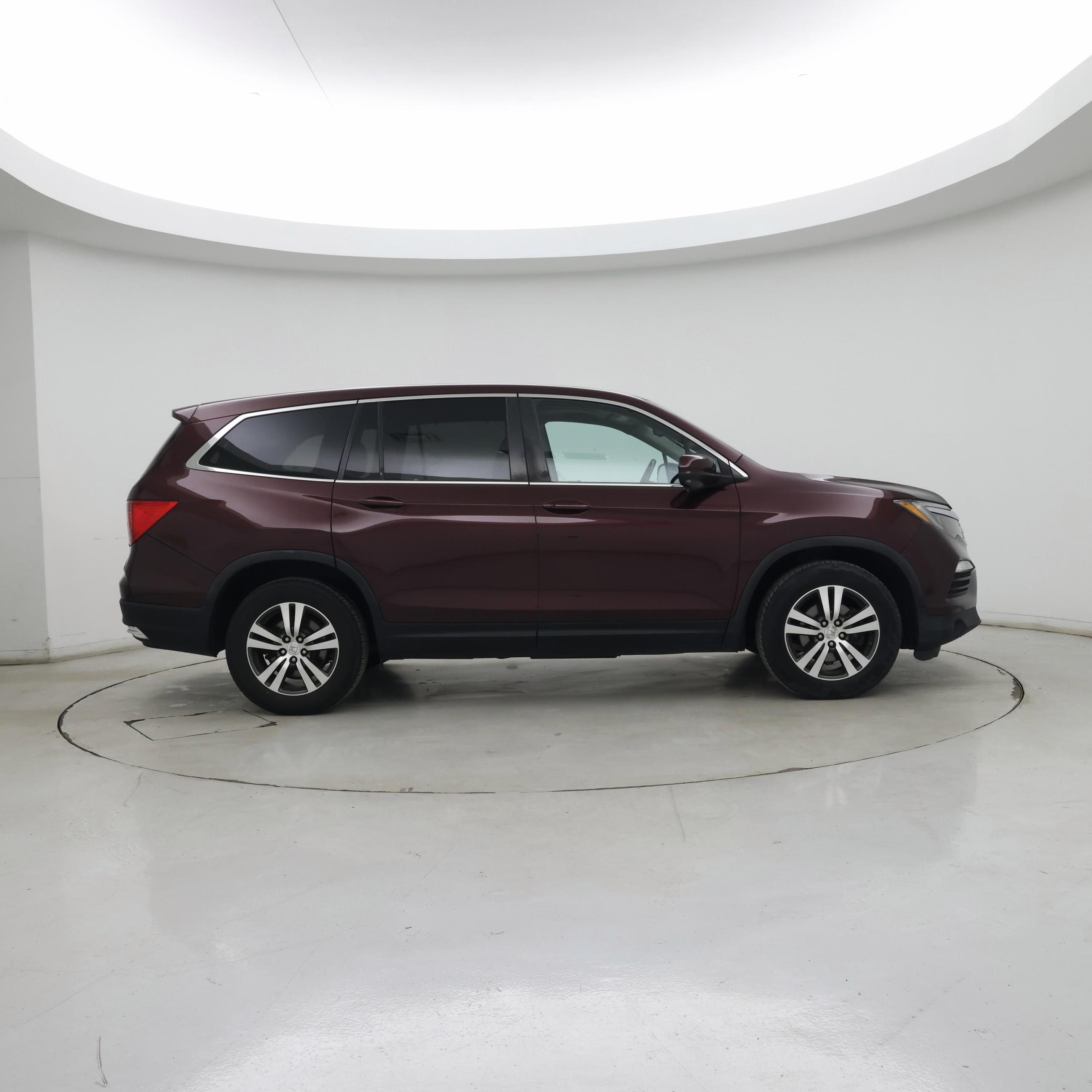 Thumbnail: 2016 Honda Pilot - 7