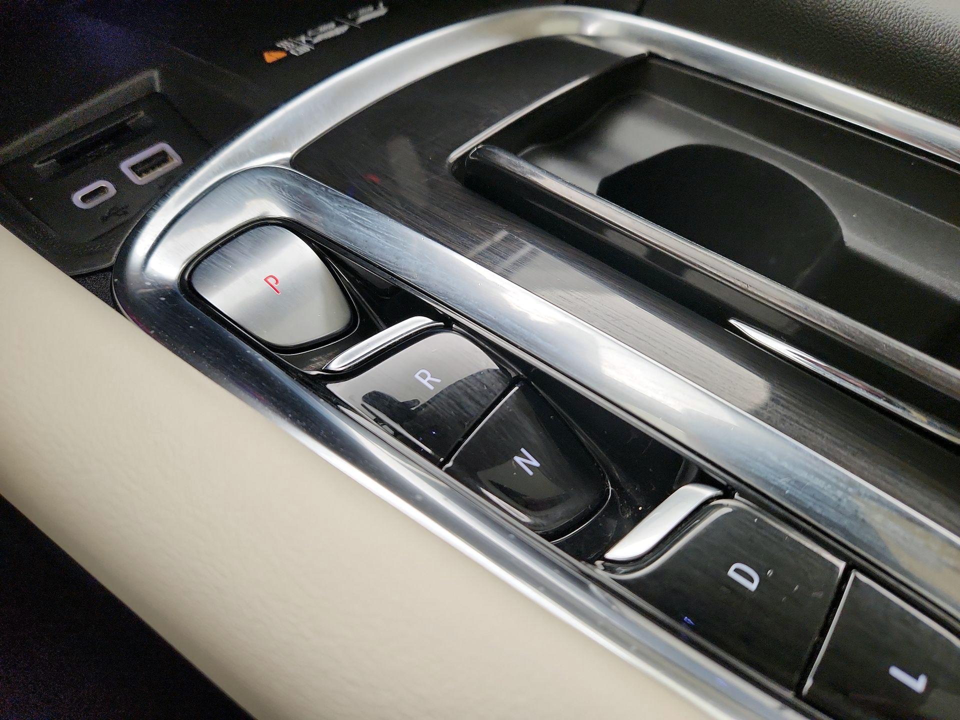 Thumbnail: 2023 Buick Enclave - 17