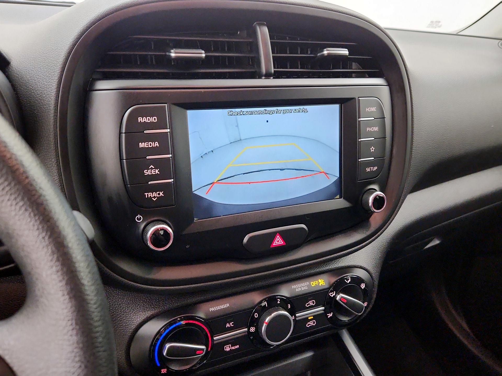 Thumbnail: 2020 Kia Soul - 14