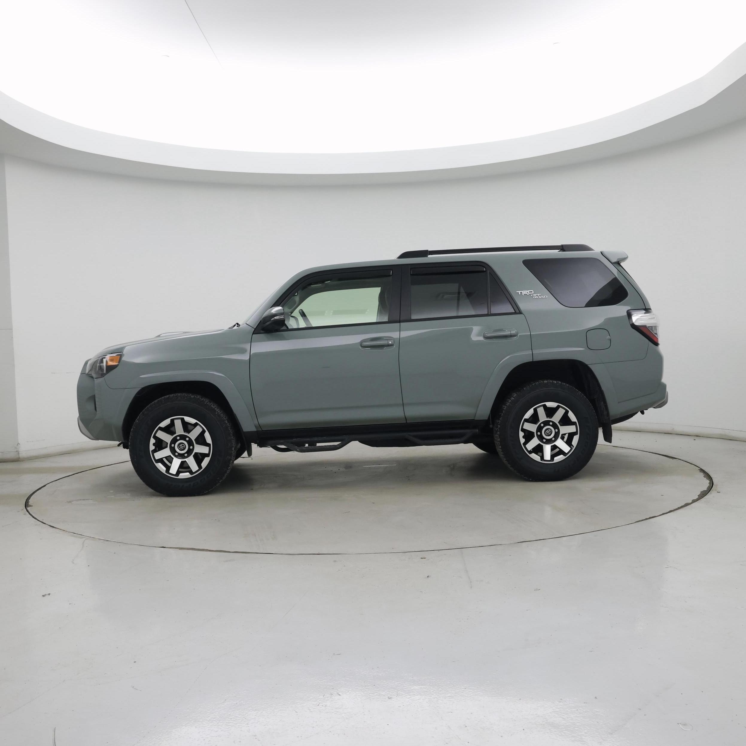 Thumbnail: 2023 Toyota 4Runner - 3