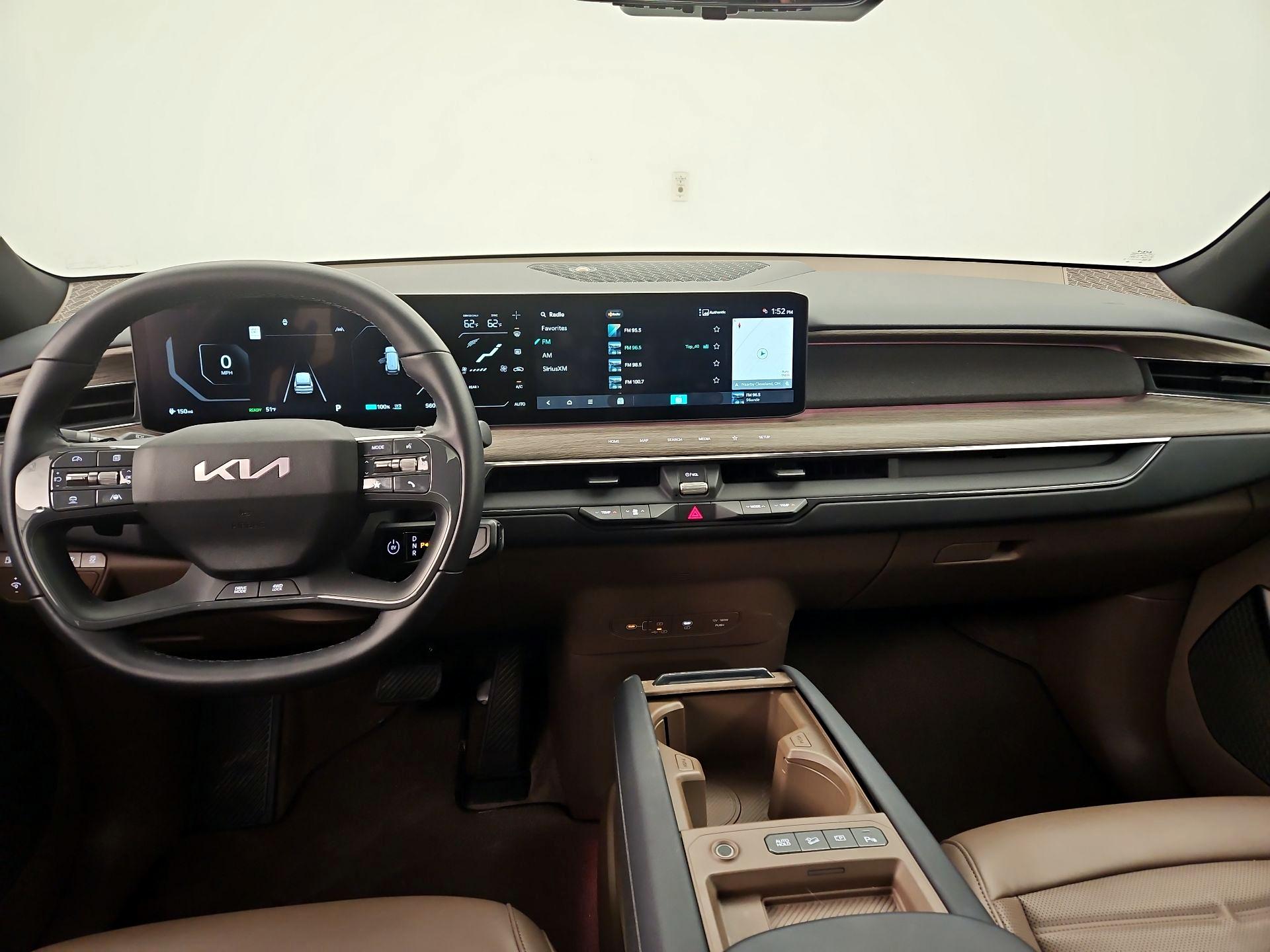 Thumbnail: 2024 Kia EV9 - 9