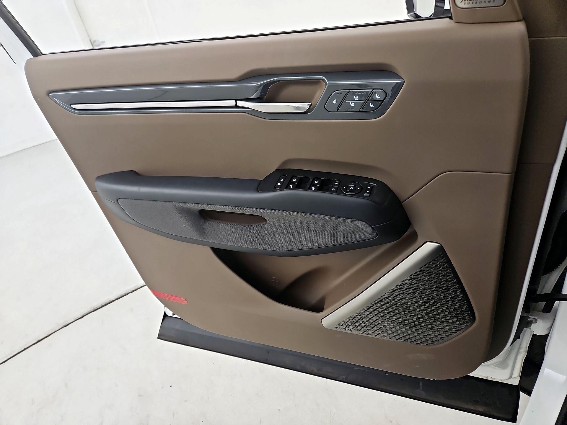 Thumbnail: 2024 Kia EV9 - 12