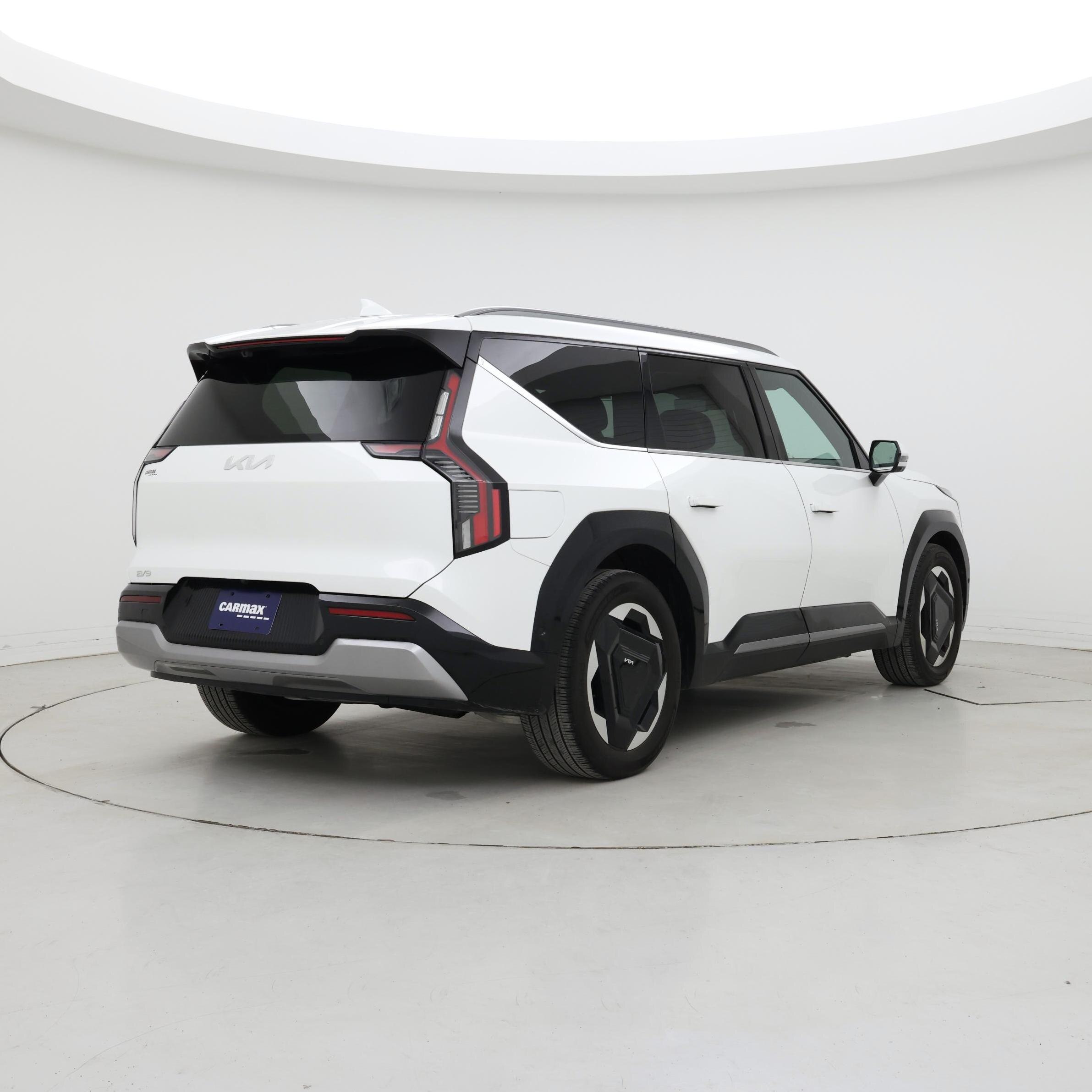 Thumbnail: 2024 Kia EV9 - 8