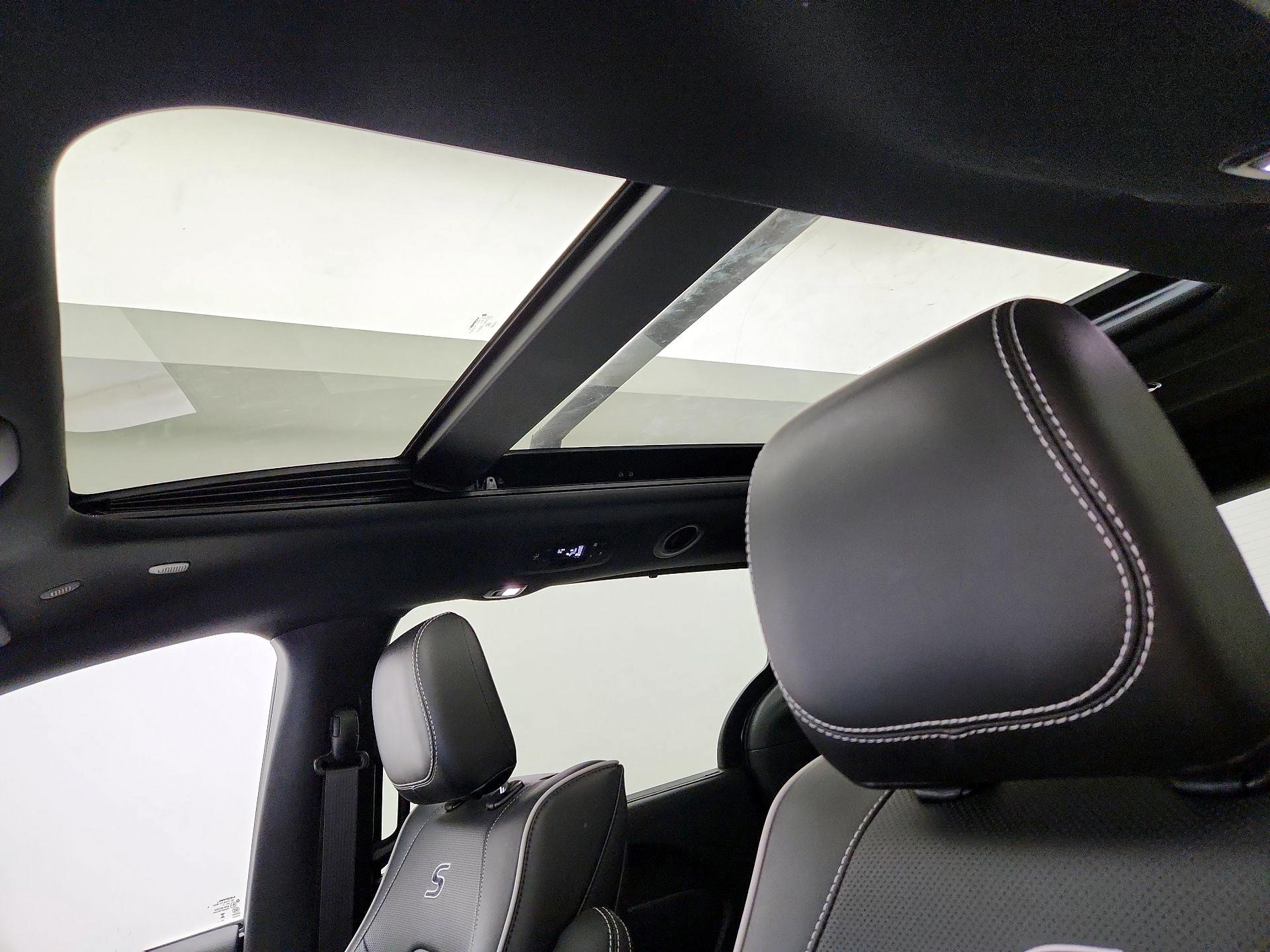 Thumbnail: 2023 Chrysler Pacifica - 20