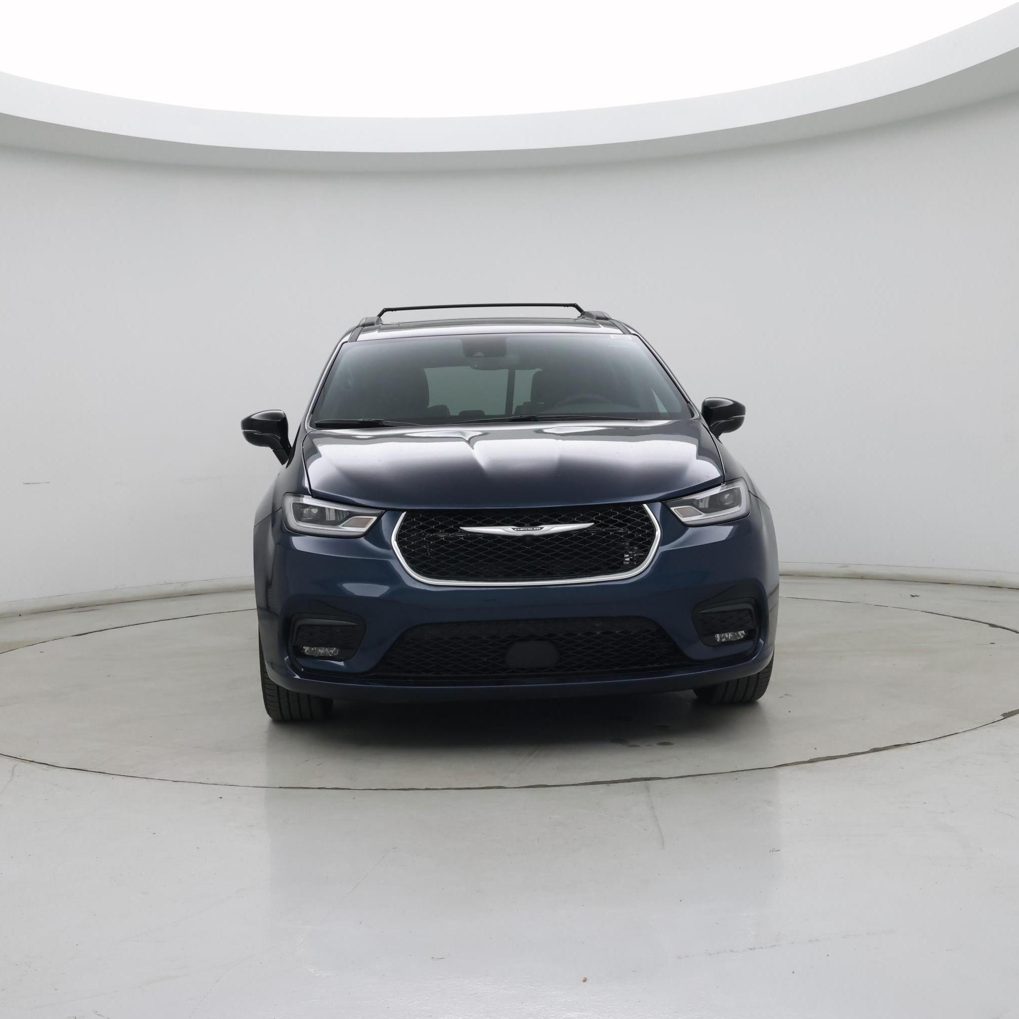 Thumbnail: 2023 Chrysler Pacifica - 5