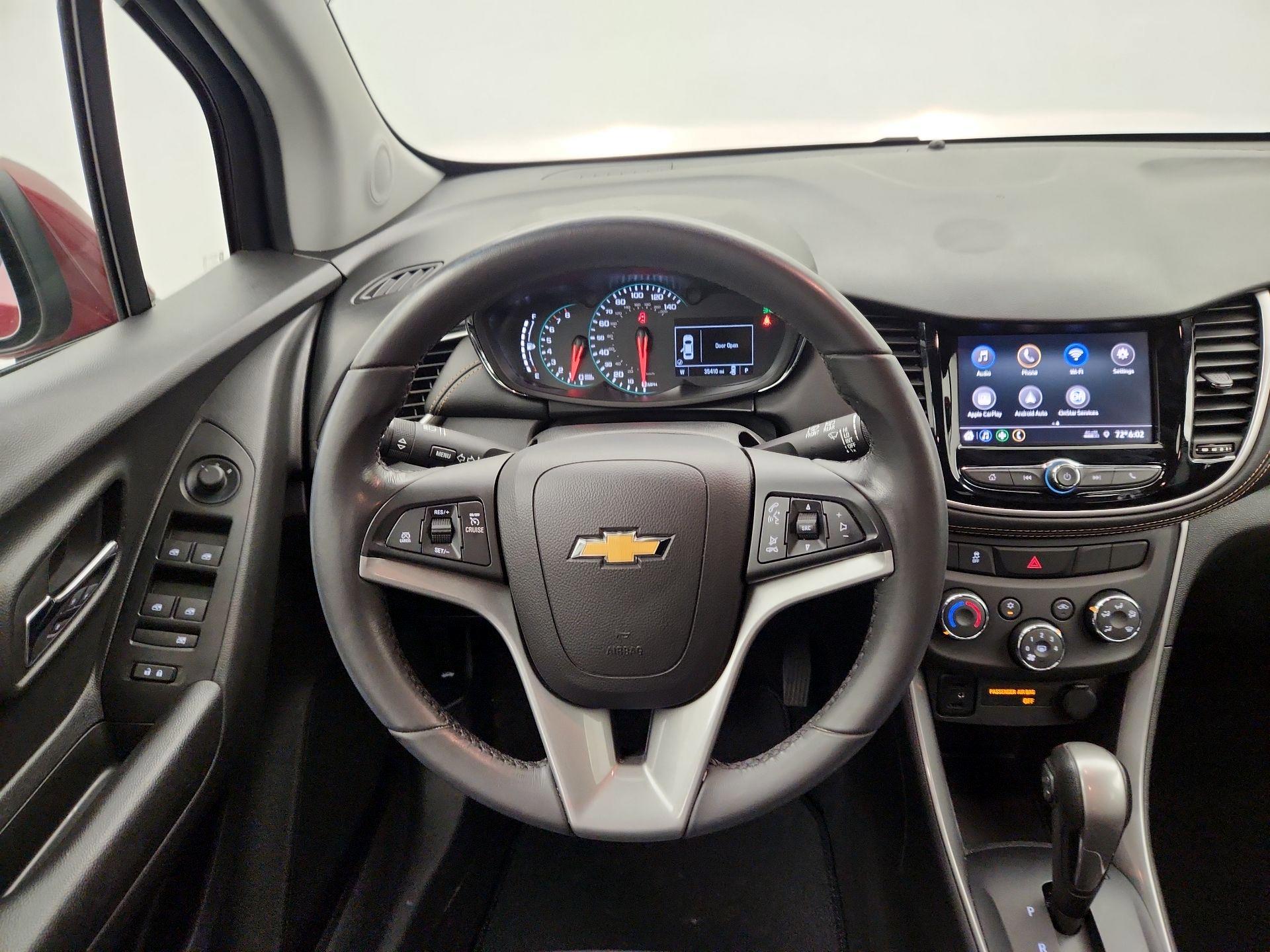 Thumbnail: 2022 Chevrolet Trax - 10