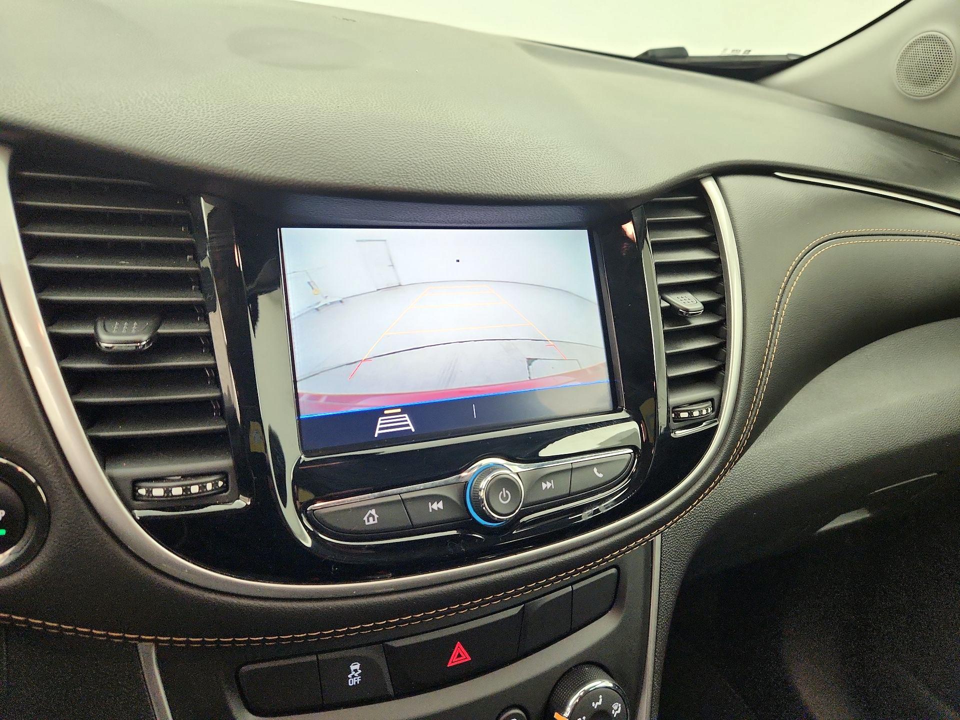 Thumbnail: 2022 Chevrolet Trax - 14