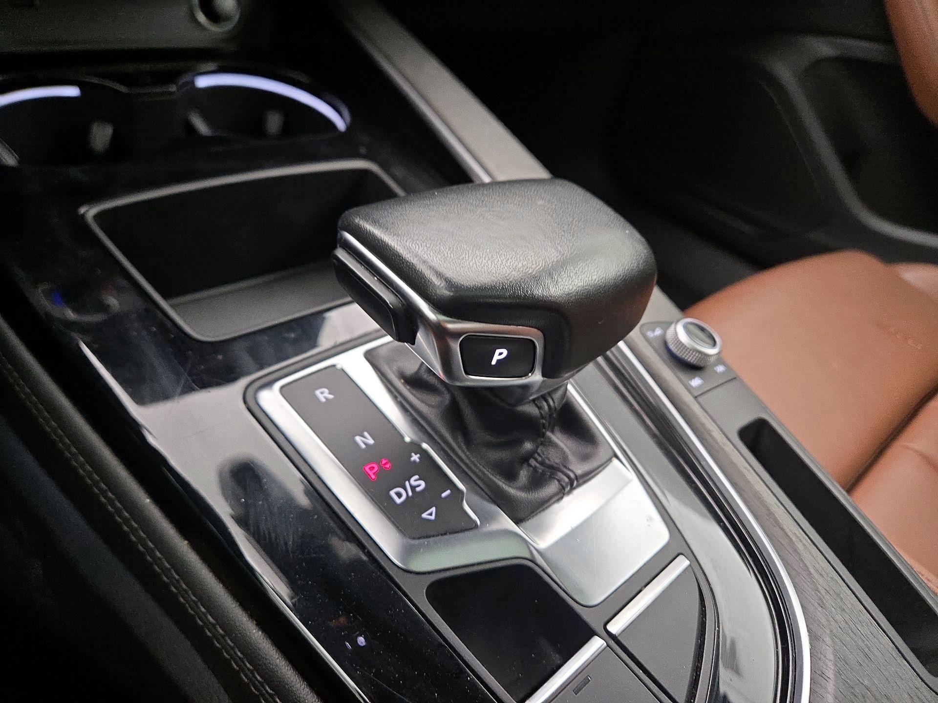 Thumbnail: 2022 Audi A4 - 17