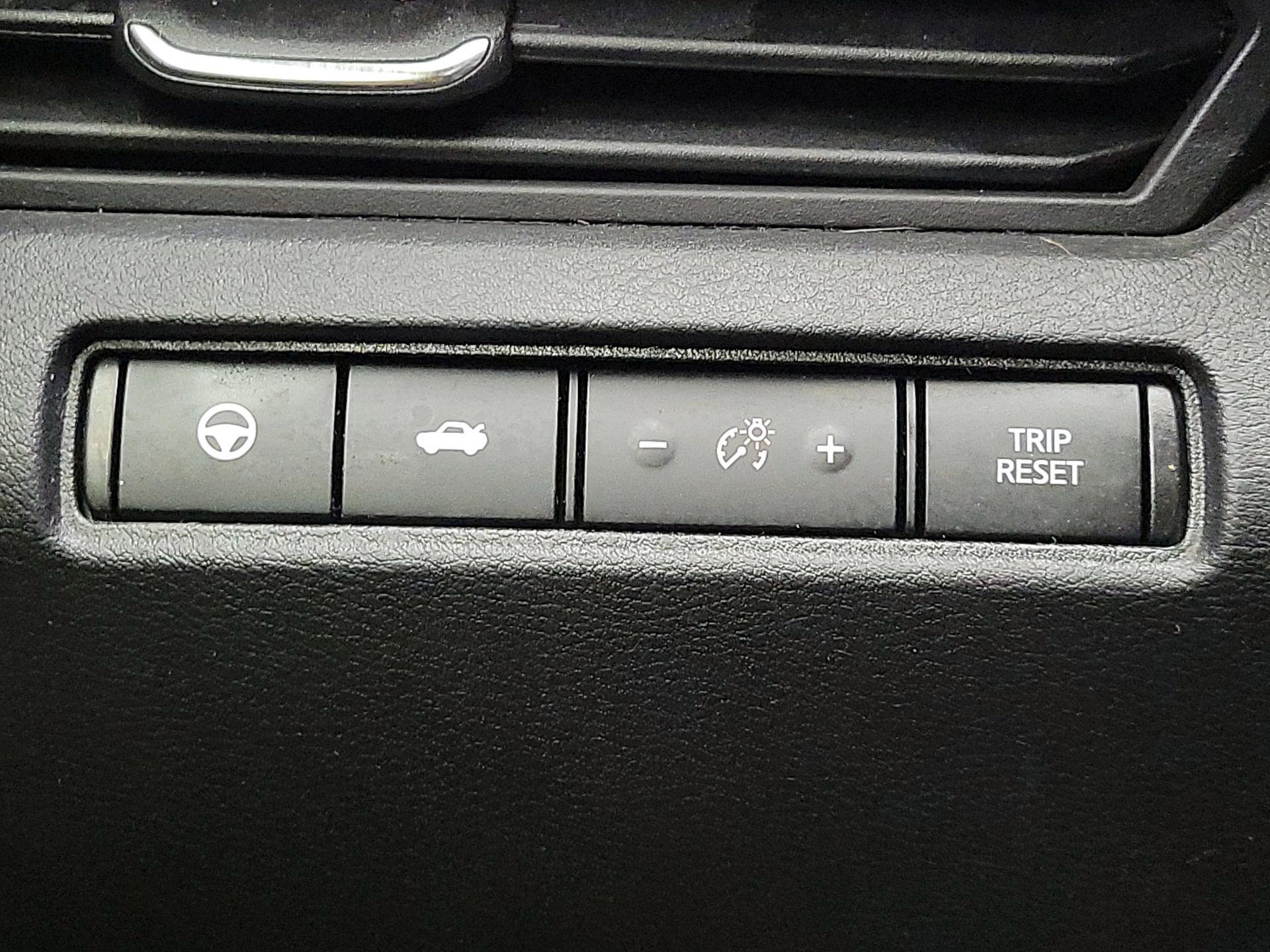 Thumbnail: 2021 Nissan Altima - 13