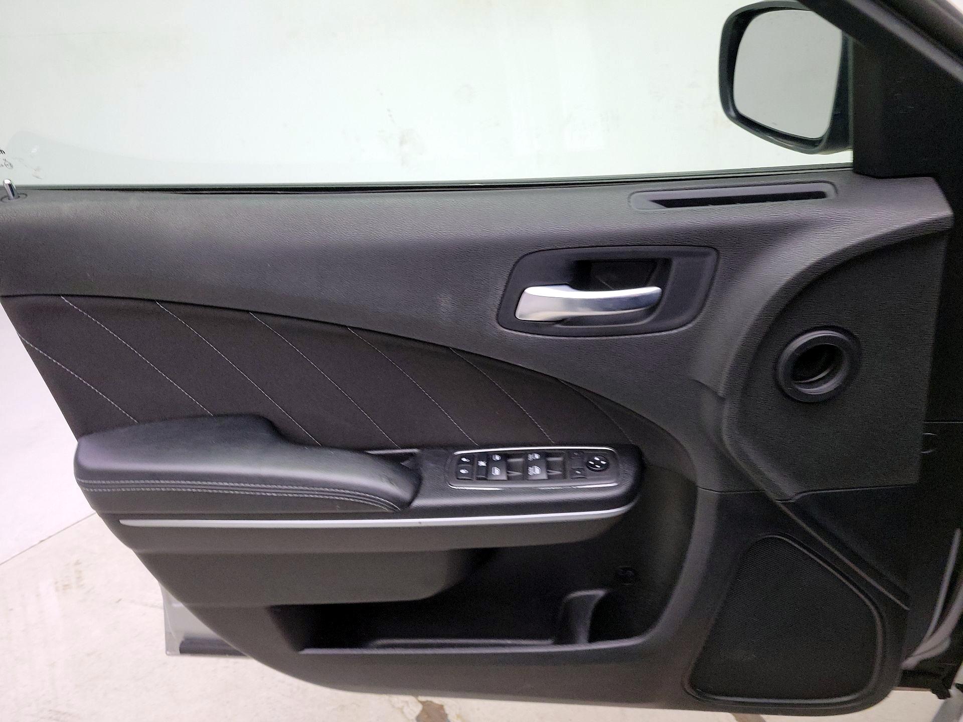 Thumbnail: 2022 Dodge Charger - 12