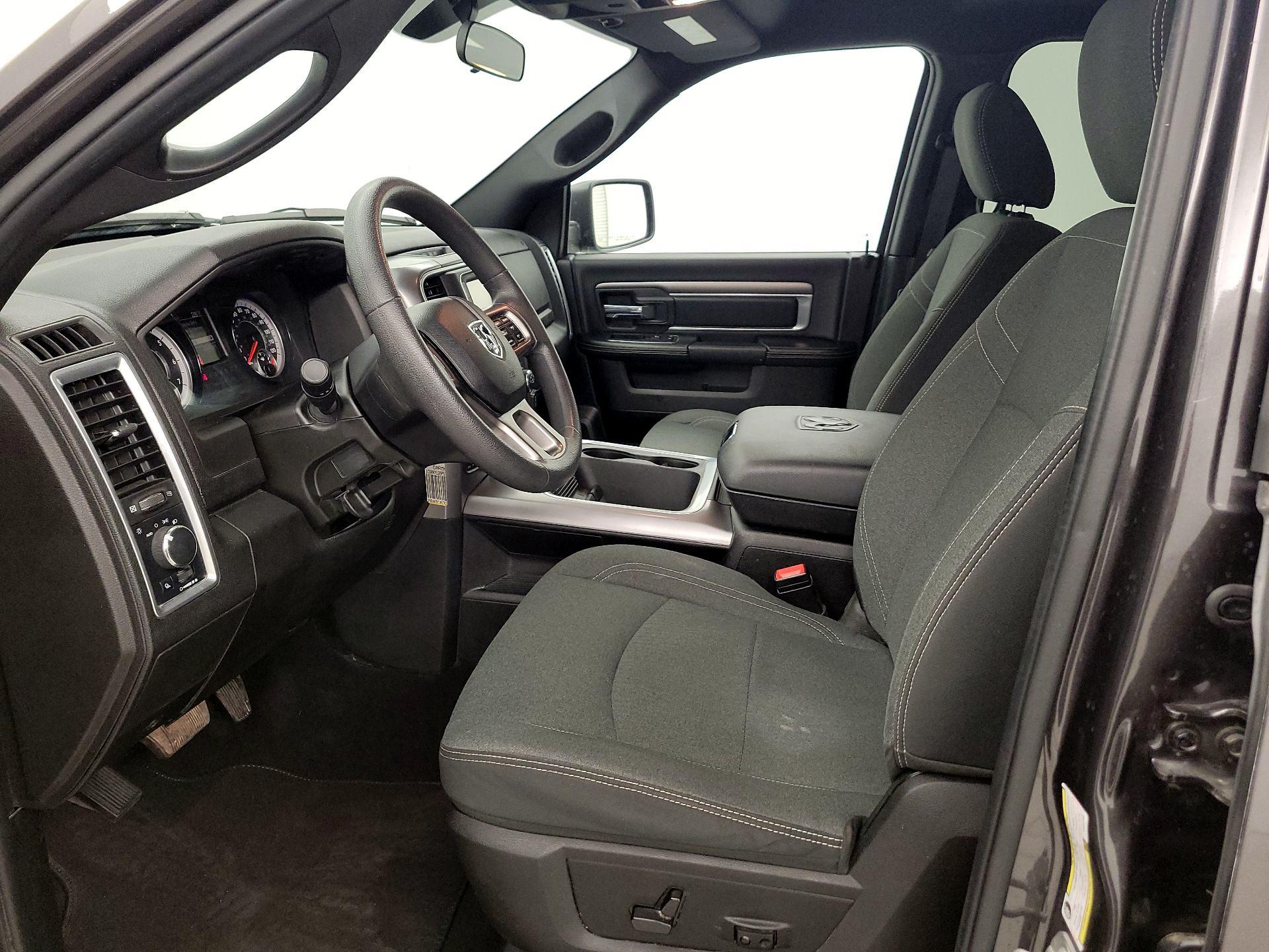 Thumbnail: 2023 RAM 1500 Classic - 11