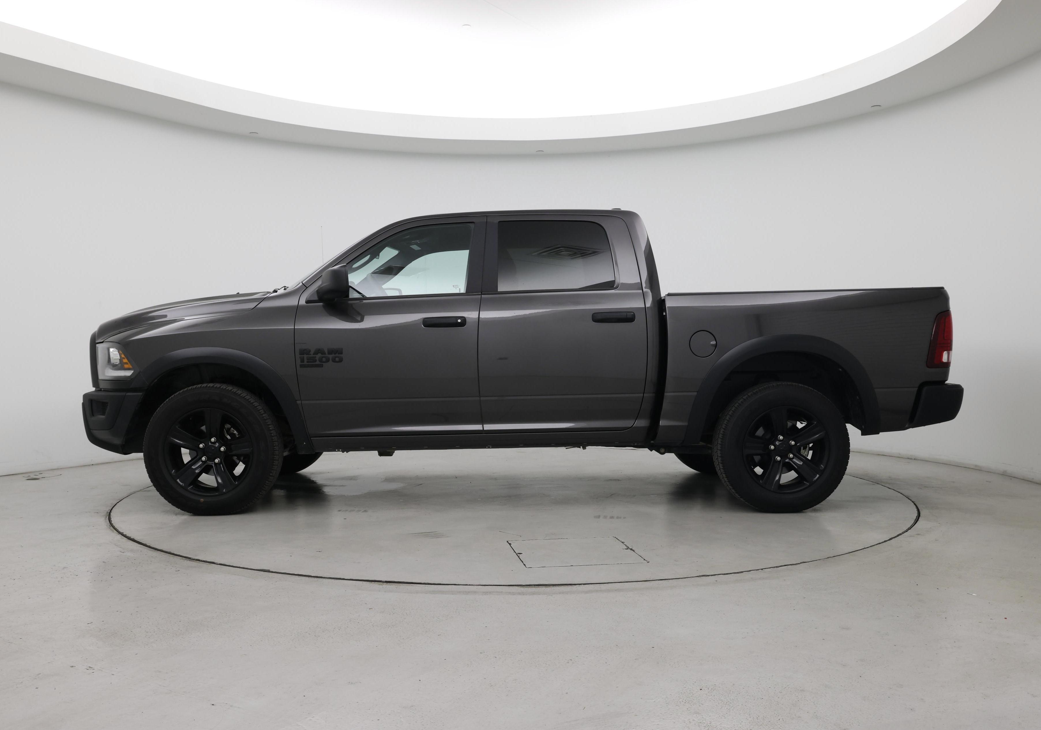 Thumbnail: 2023 RAM 1500 Classic - 3