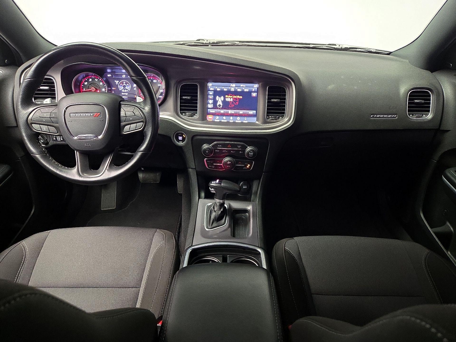 Thumbnail: 2022 Dodge Charger - 9