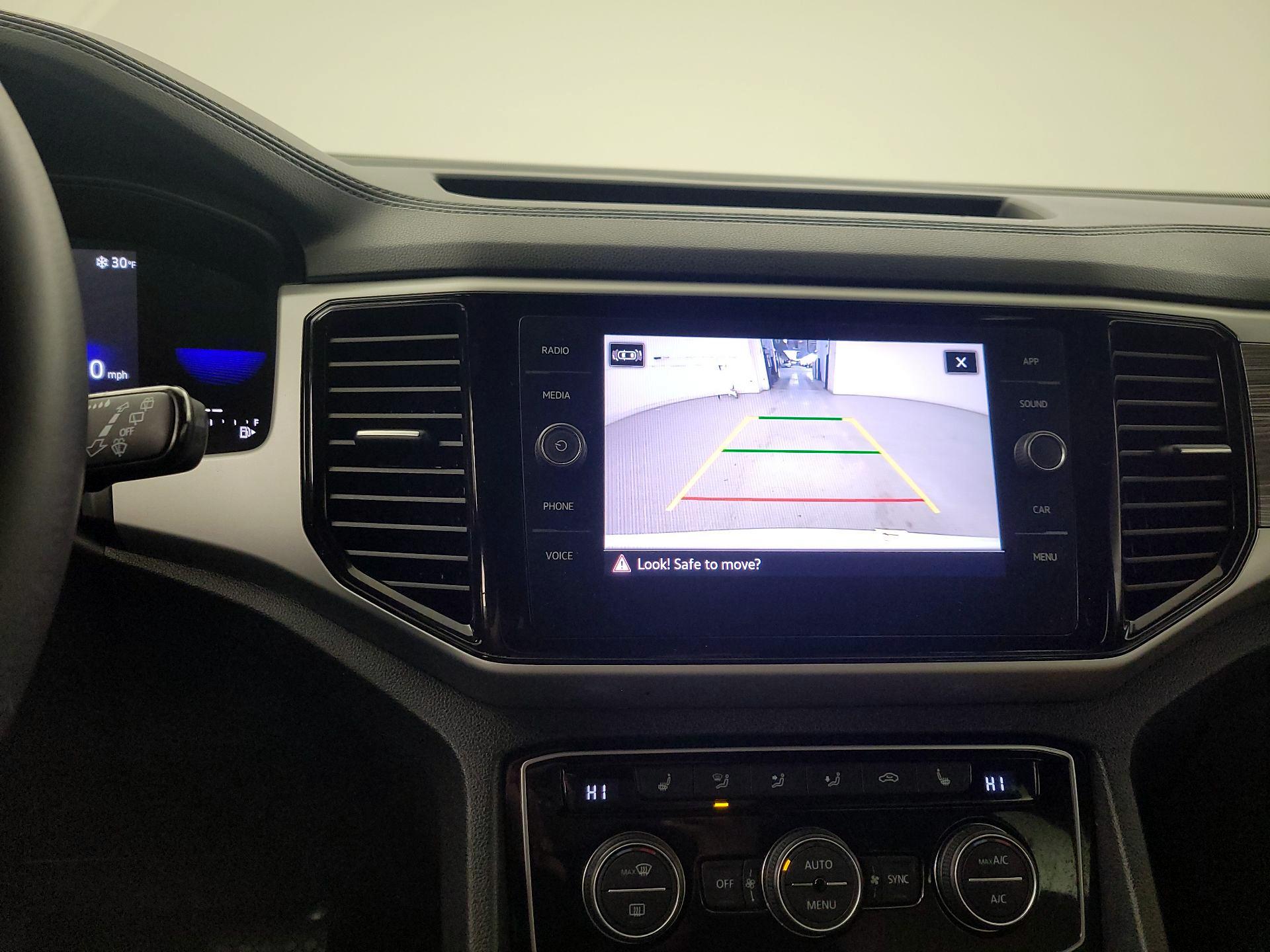 Thumbnail: 2022 Volkswagen Atlas - 14