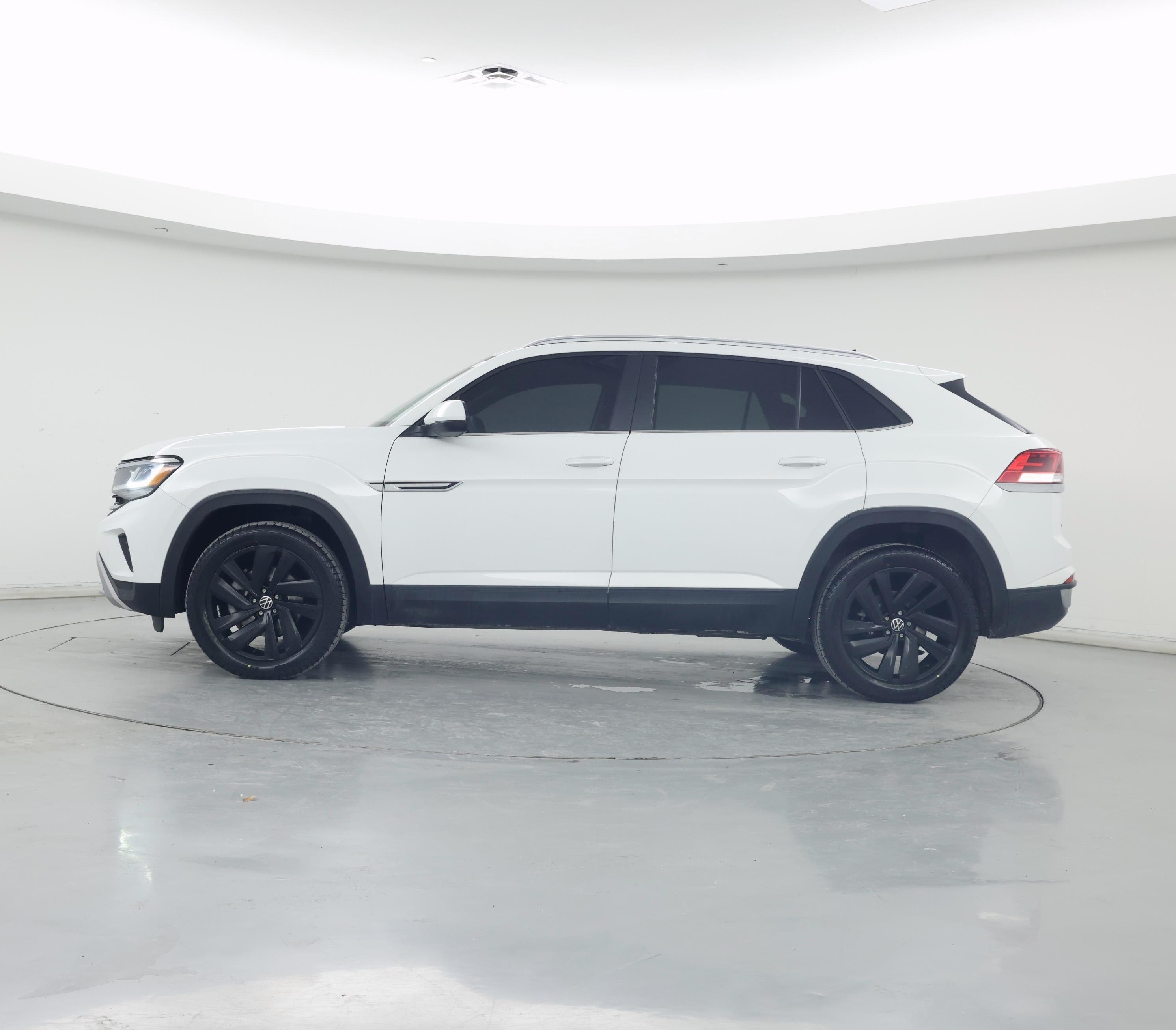 Thumbnail: 2022 Volkswagen Atlas - 3