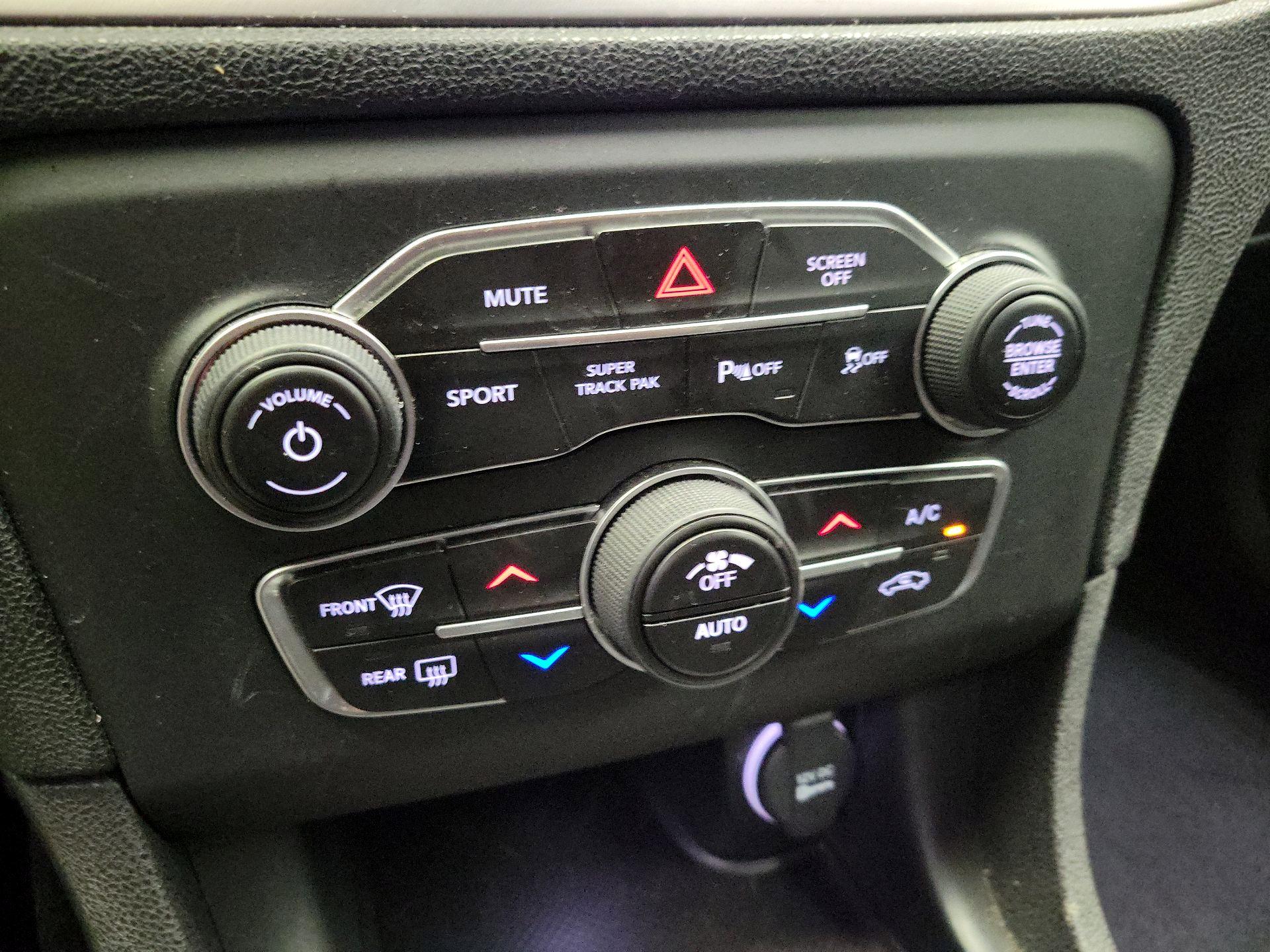 Thumbnail: 2023 Dodge Charger - 16