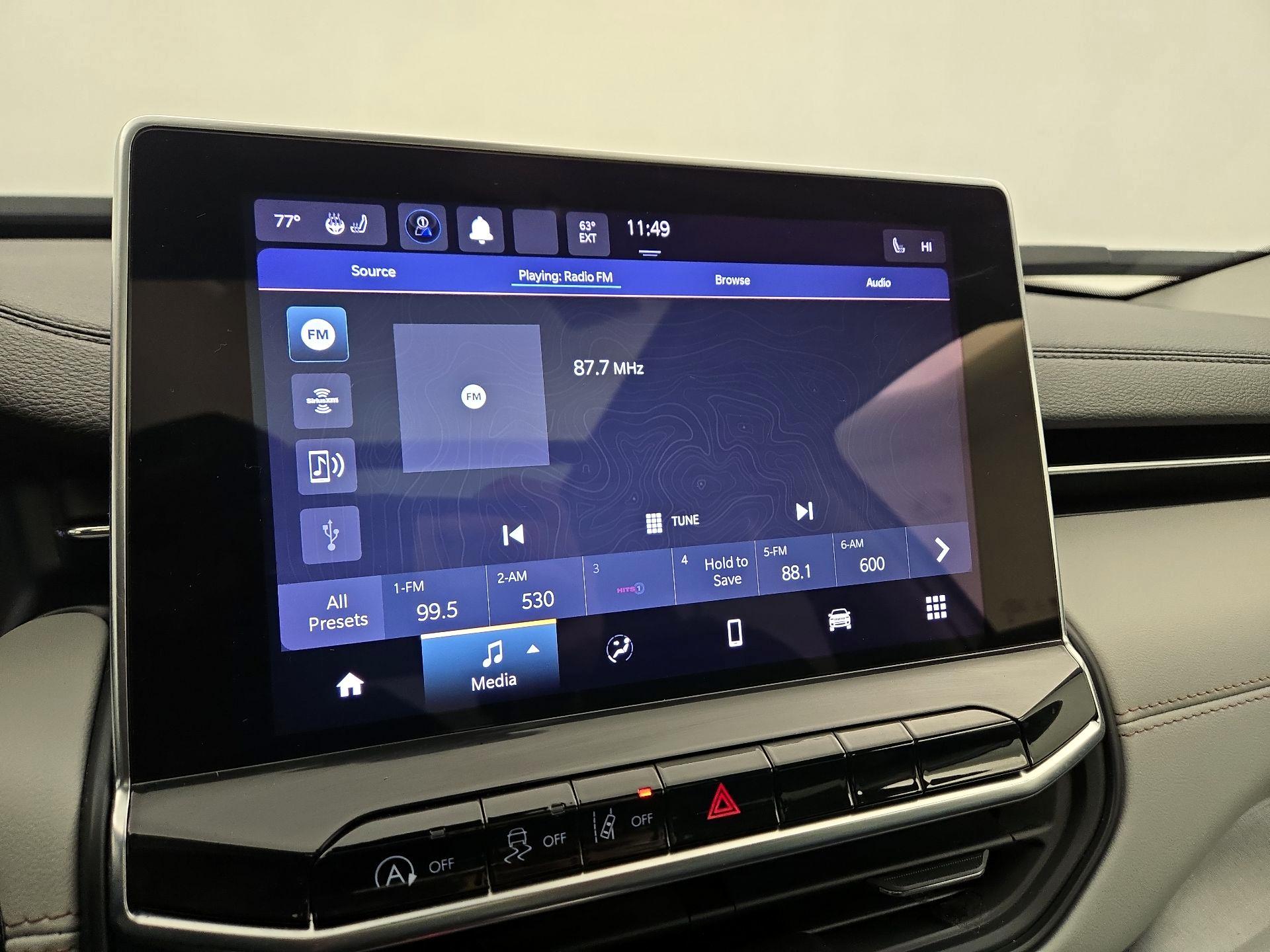 Thumbnail: 2022 Jeep Compass - 15