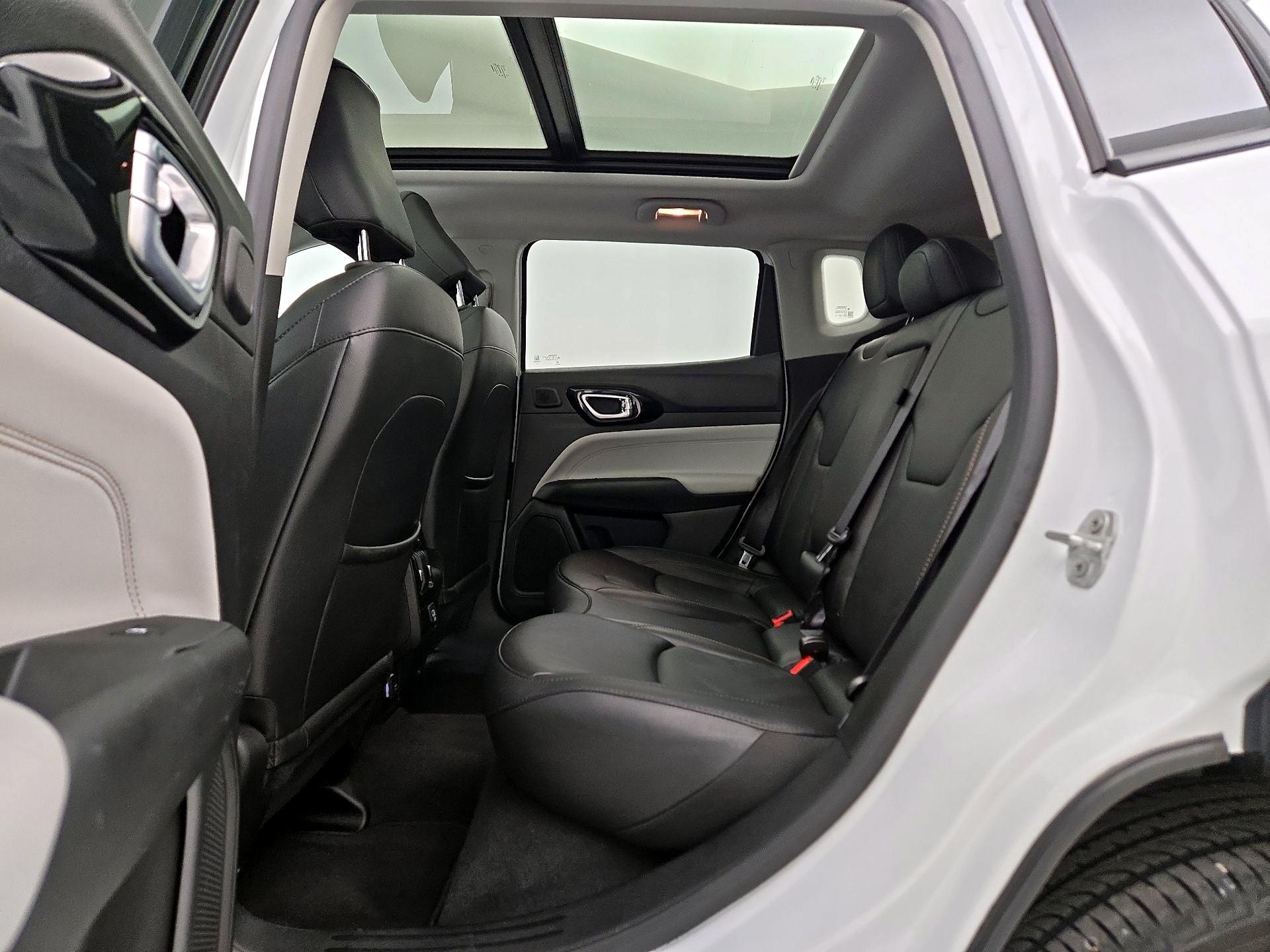 Thumbnail: 2022 Jeep Compass - 20