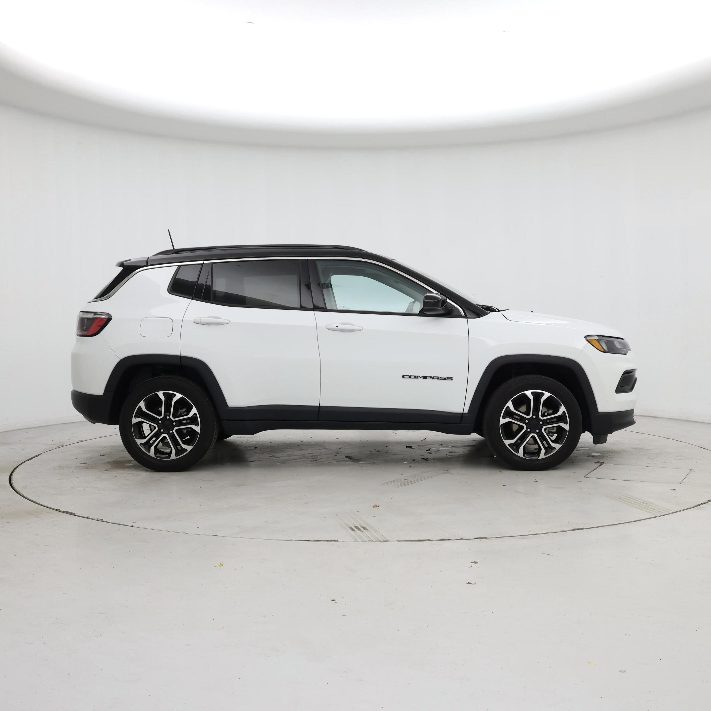 Thumbnail: 2022 Jeep Compass - 7