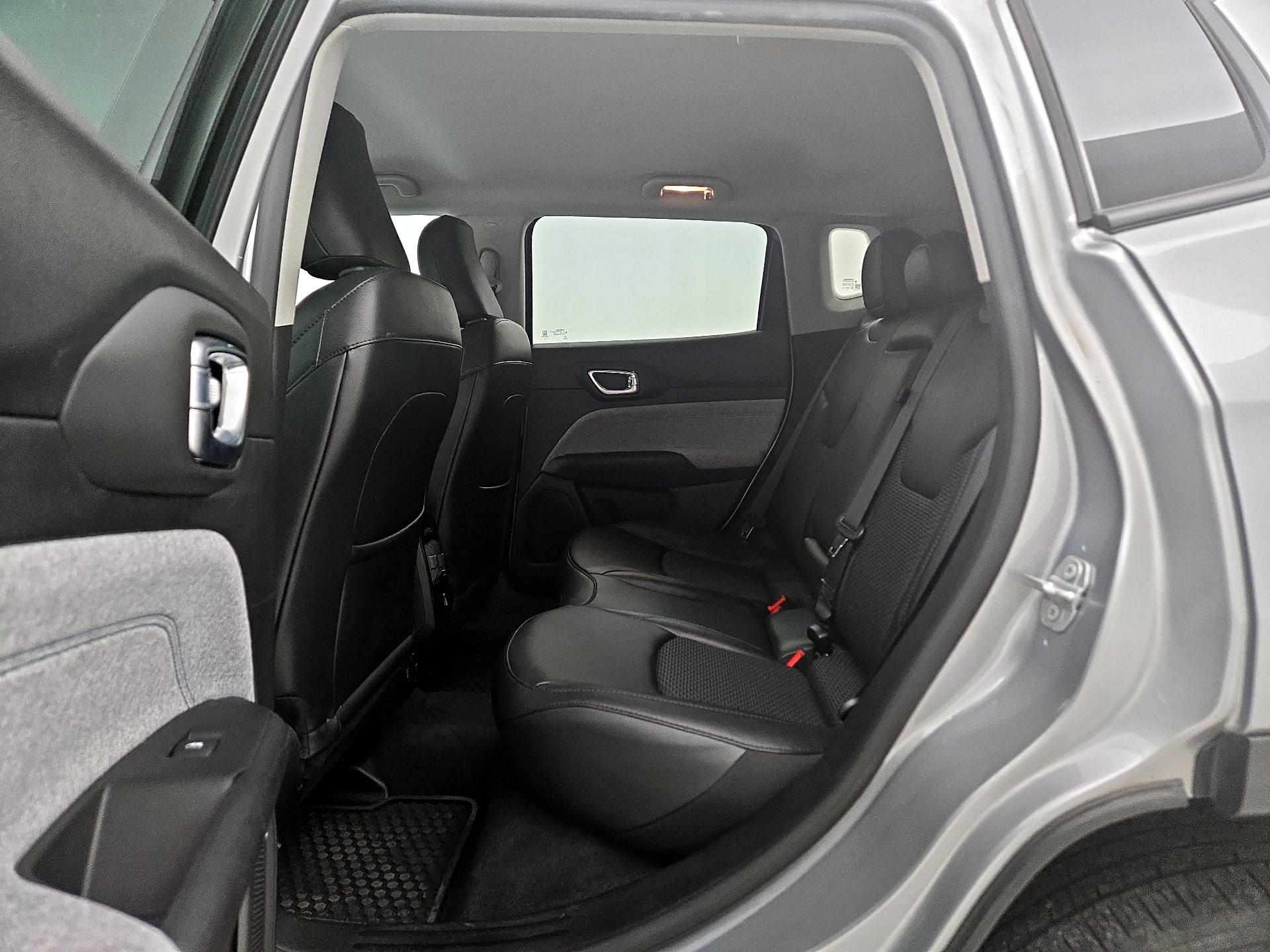 Thumbnail: 2022 Jeep Compass - 19